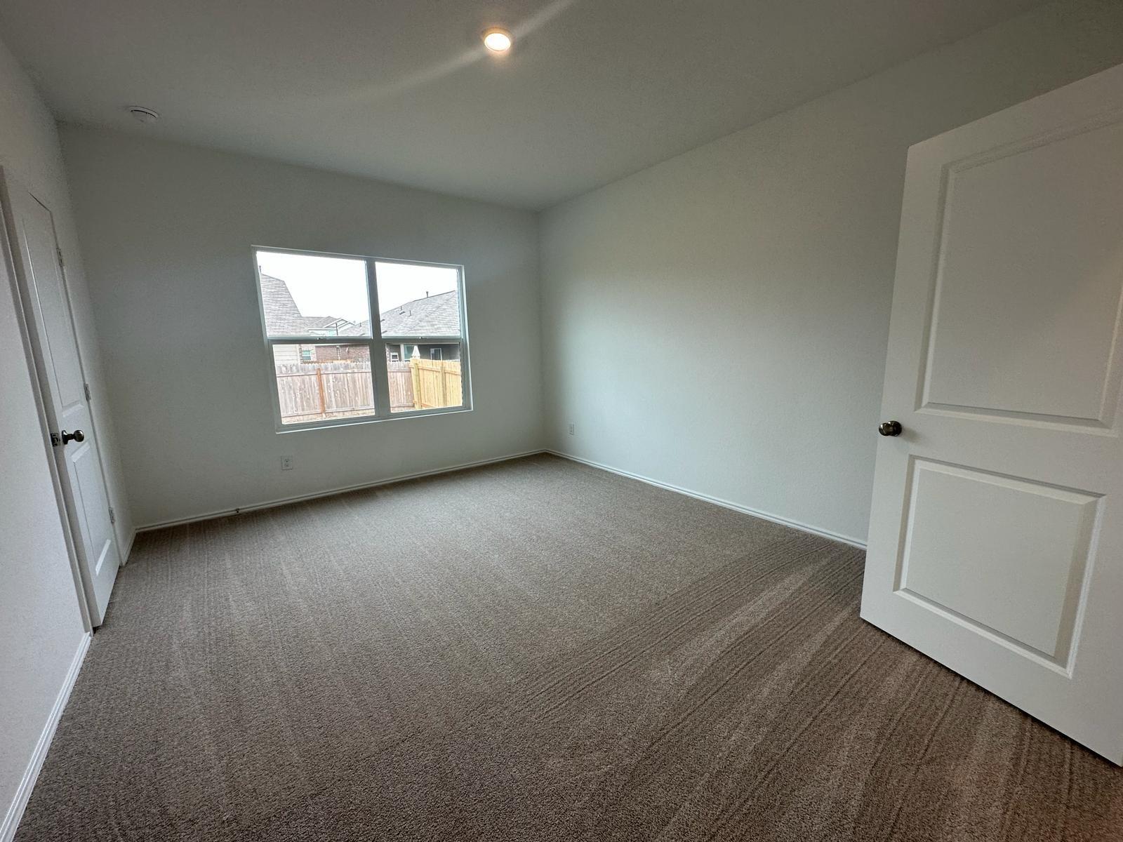 229 Sonterra Dr, San Marcos, TX 78666