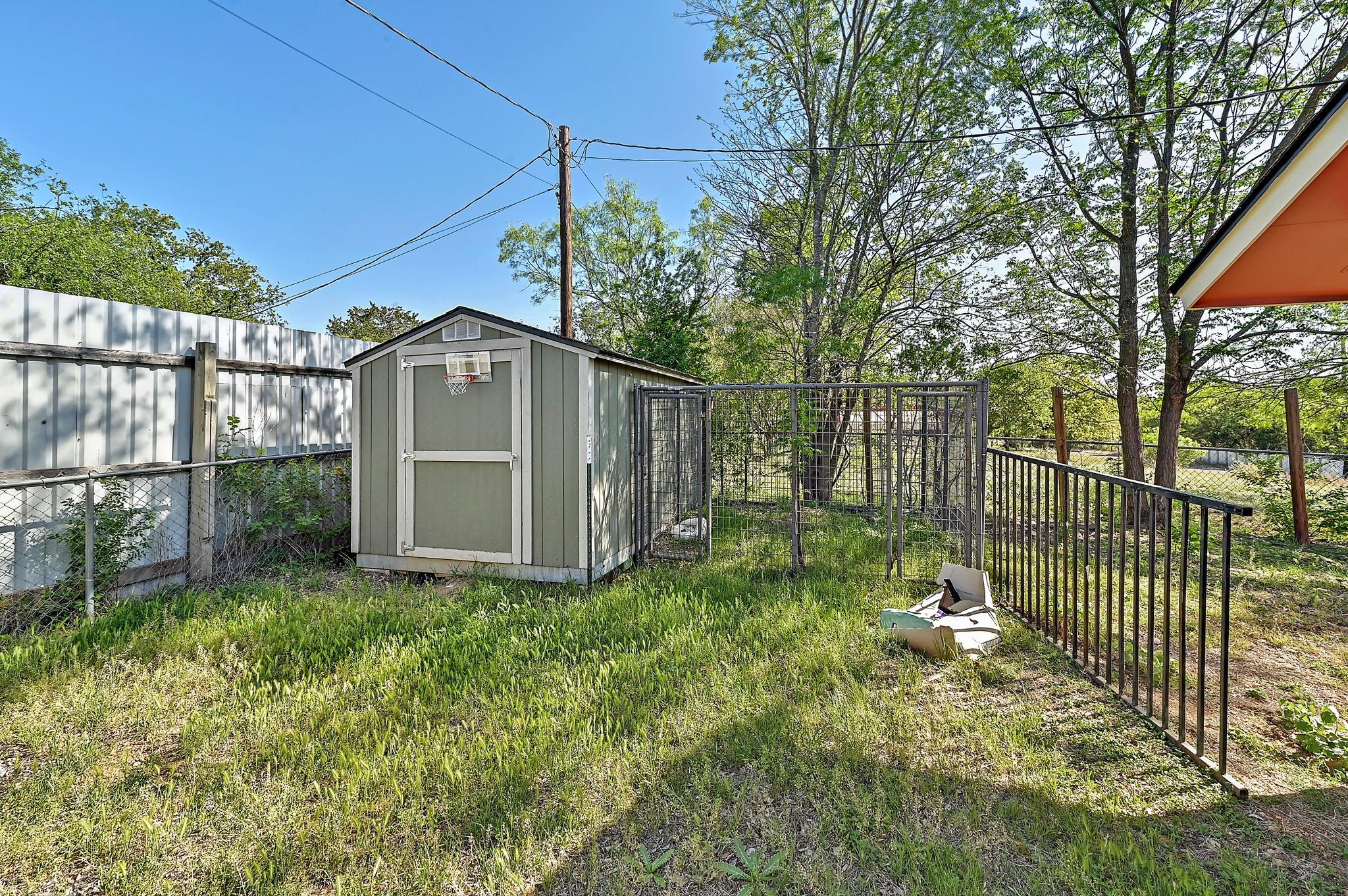 757 Cypress Ln, Cottonwood Shores, TX 78657