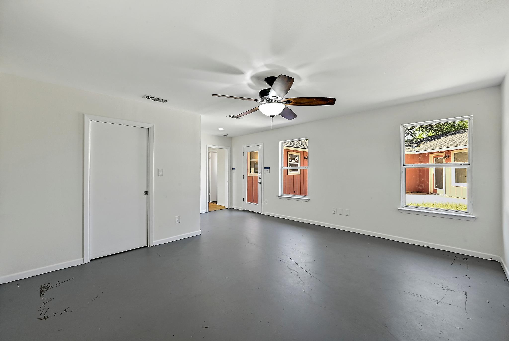 757 Cypress Ln, Cottonwood Shores, TX 78657