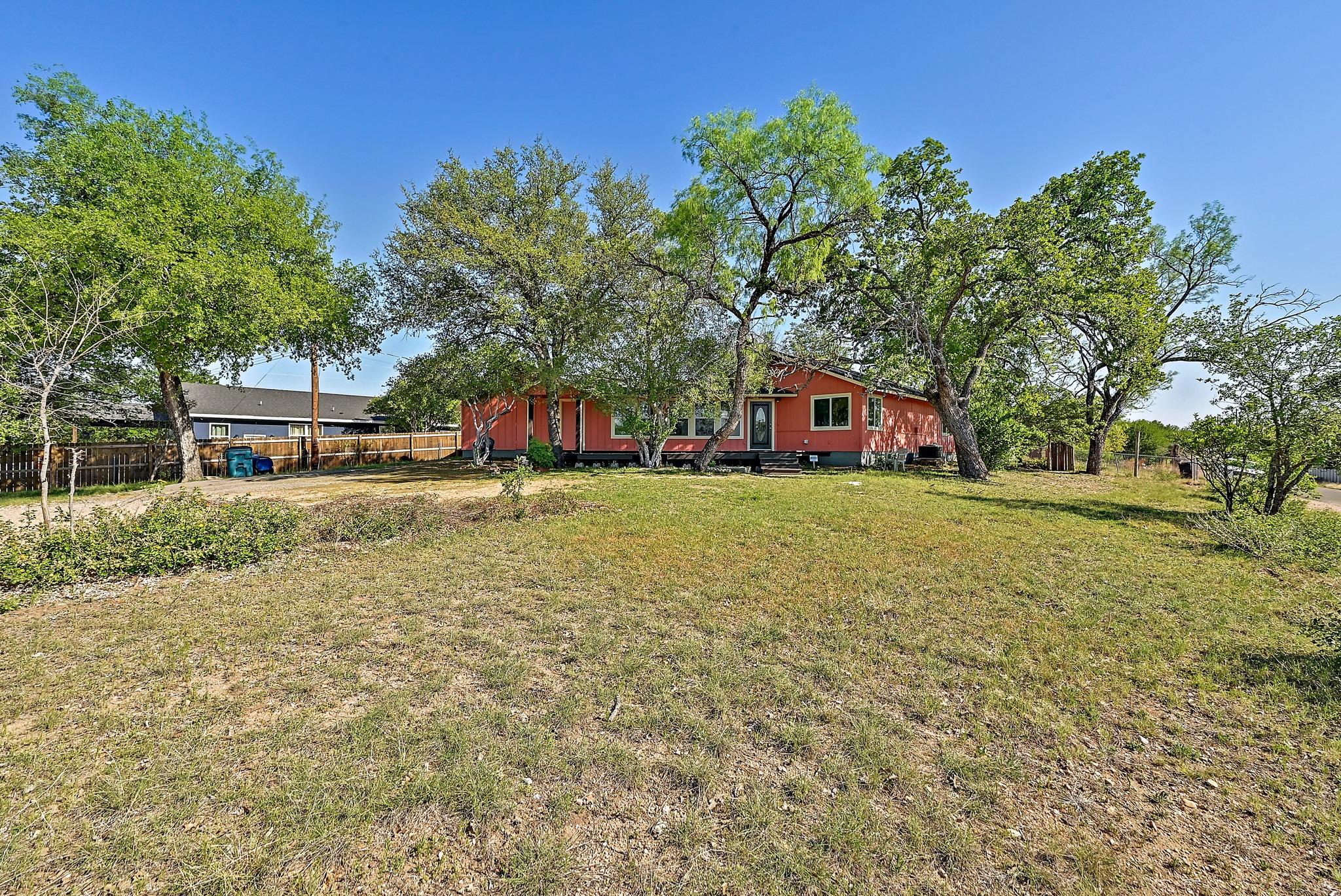 757 Cypress Ln, Cottonwood Shores, TX 78657