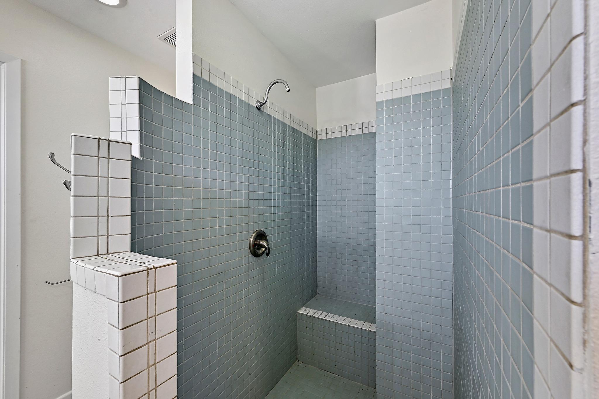 757 Cypress Ln, Cottonwood Shores, TX 78657