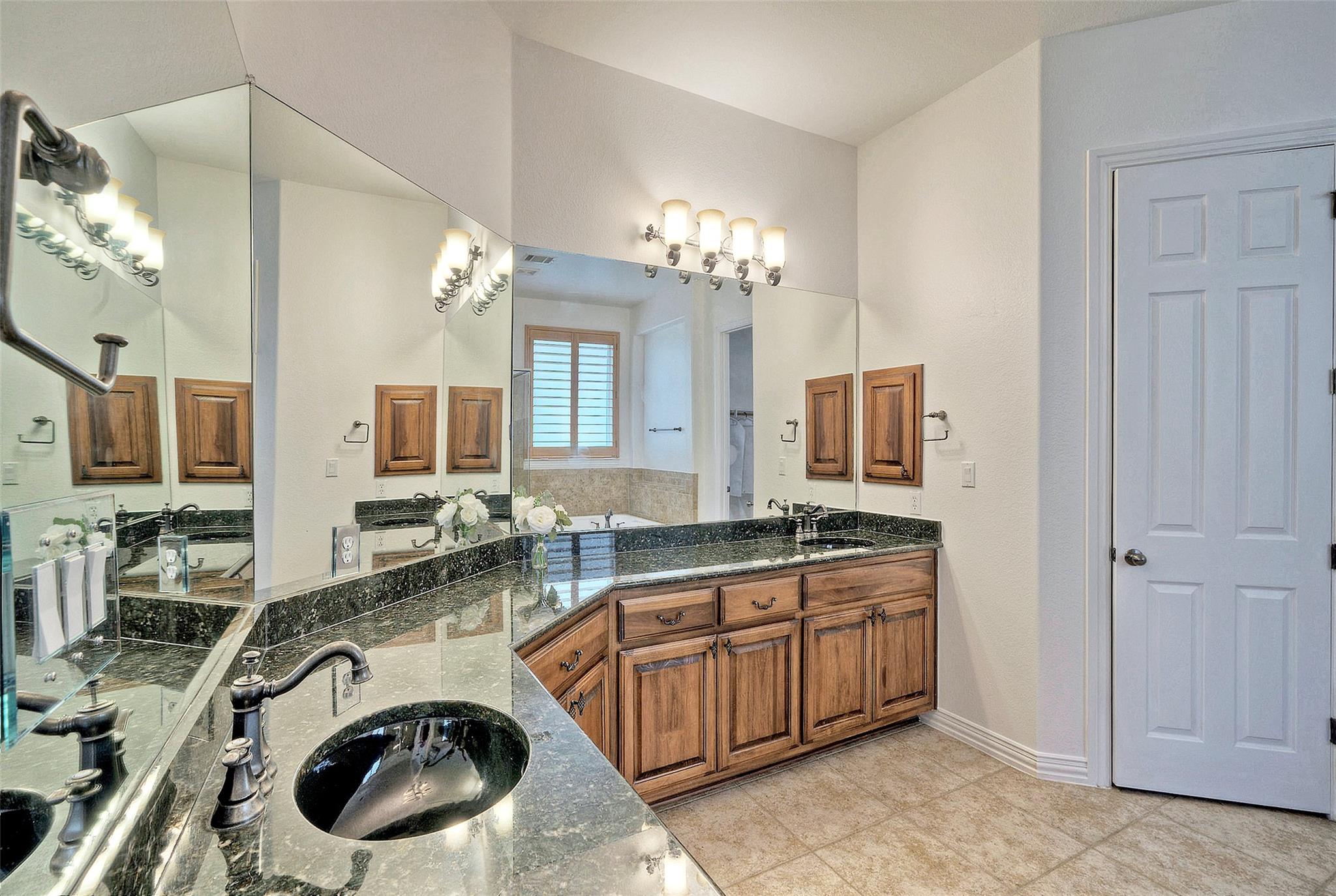 1600 Milagro Dr, Austin, TX 78733