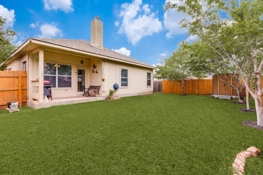 903 Ranchero Rd, Leander, TX 78641