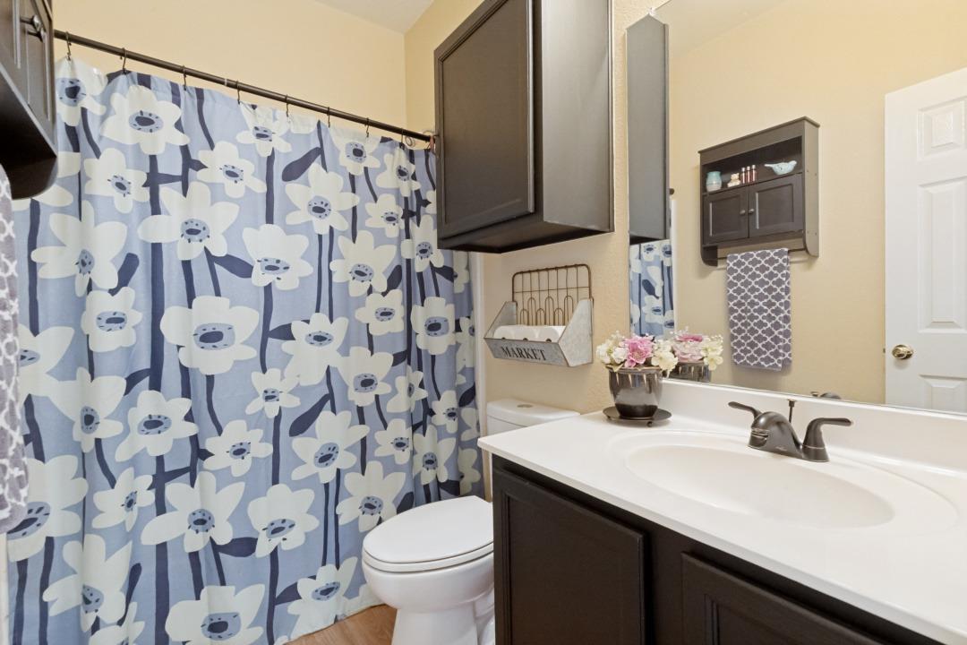 903 Ranchero Rd, Leander, TX 78641