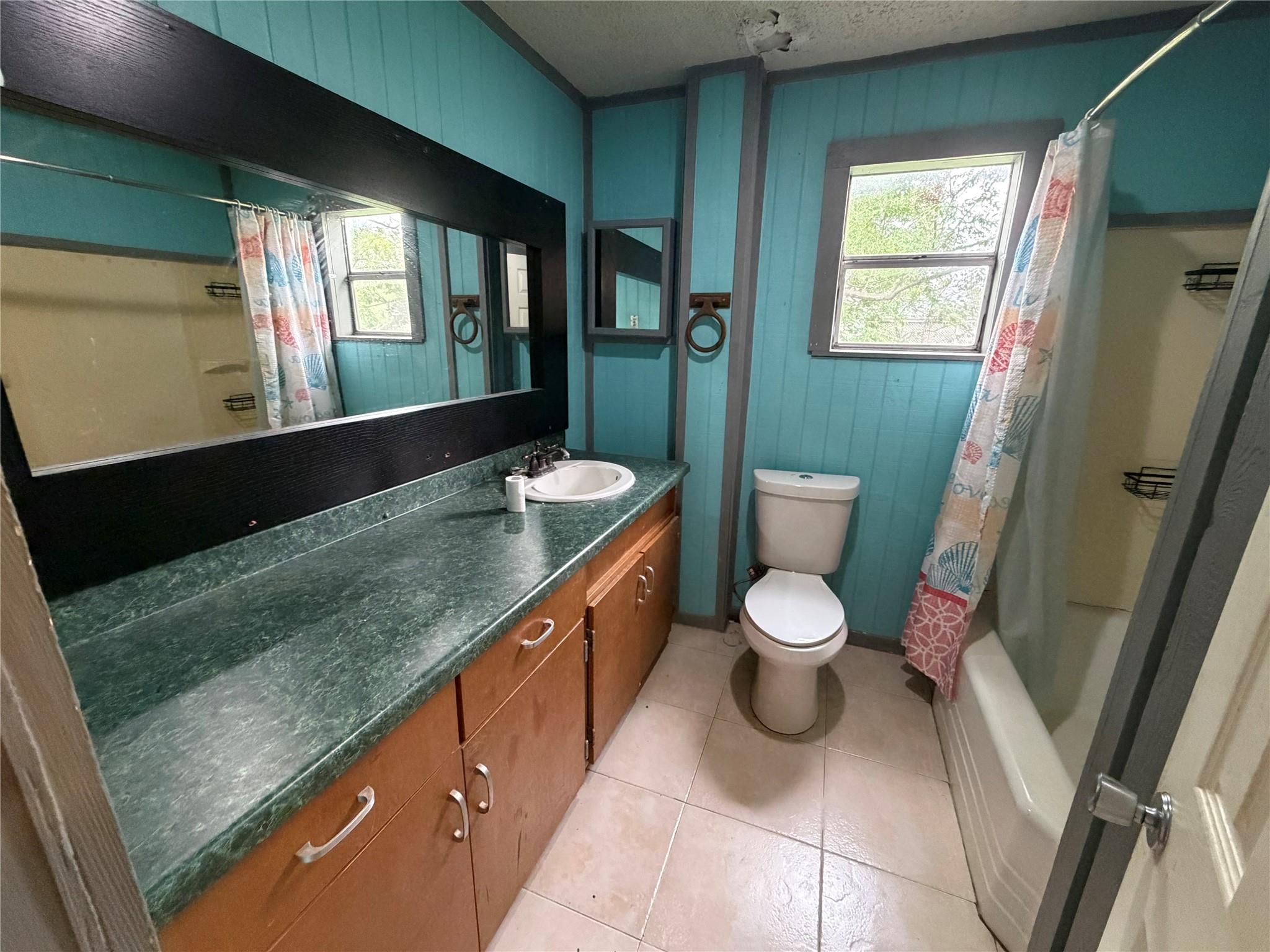 2009 FM 1704 Rd, Elgin, TX 78621