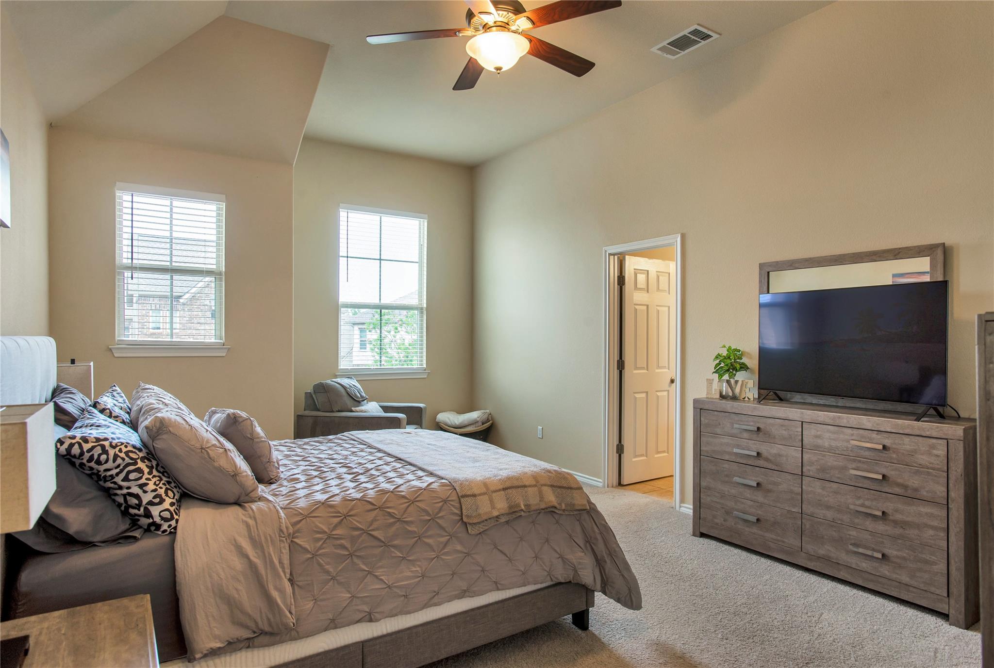 2105 Town Centre Dr # 48, Round Rock, TX 78664