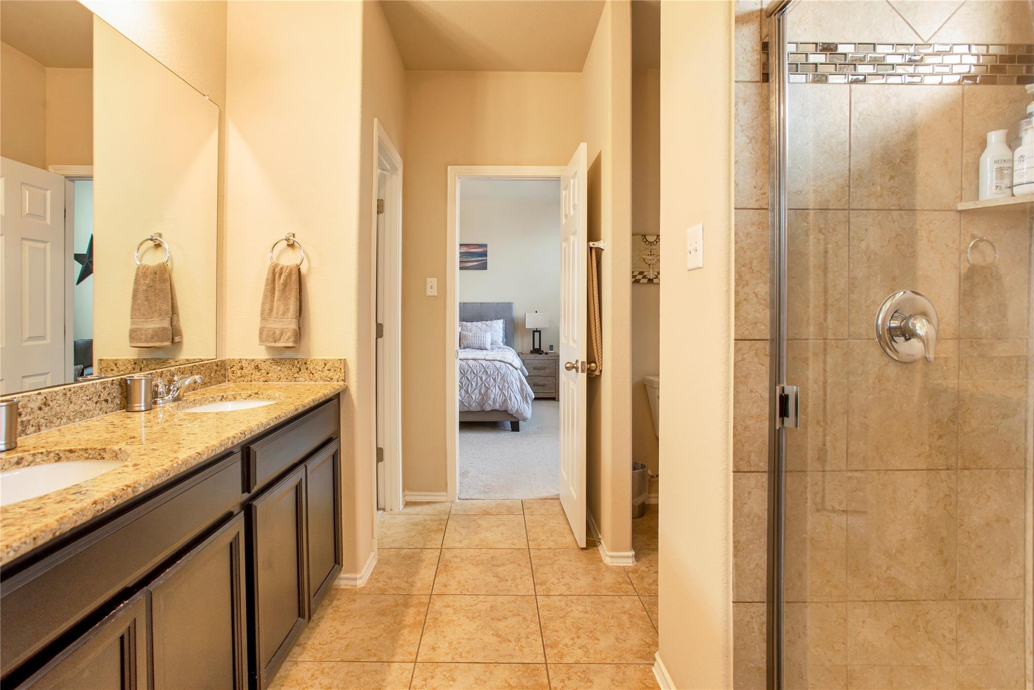 2105 Town Centre Dr # 48, Round Rock, TX 78664