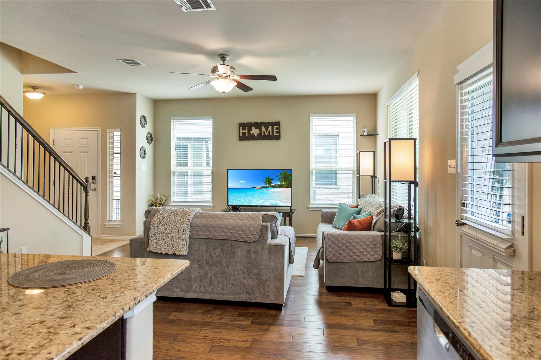 2105 Town Centre Dr # 48, Round Rock, TX 78664