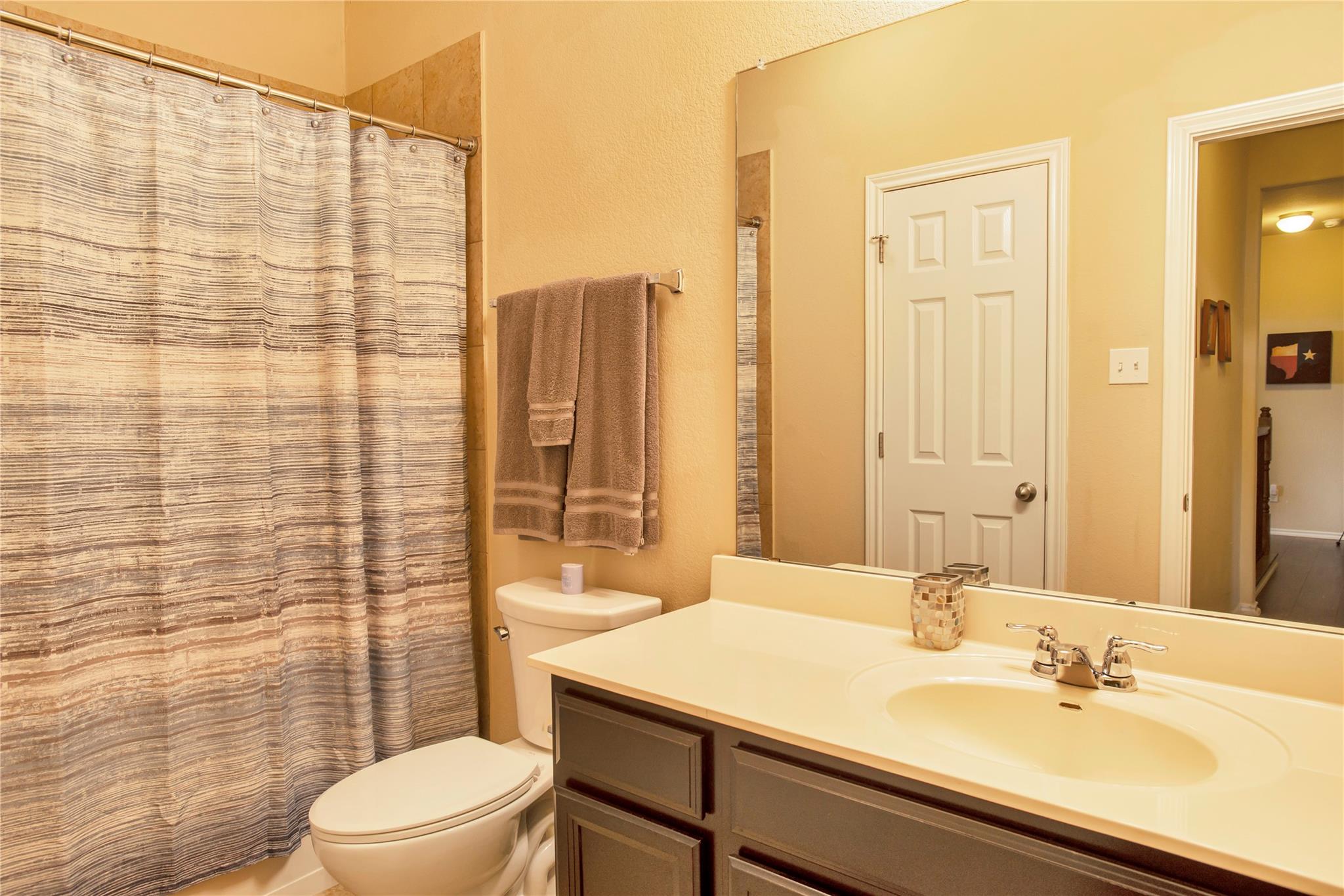 2105 Town Centre Dr # 48, Round Rock, TX 78664