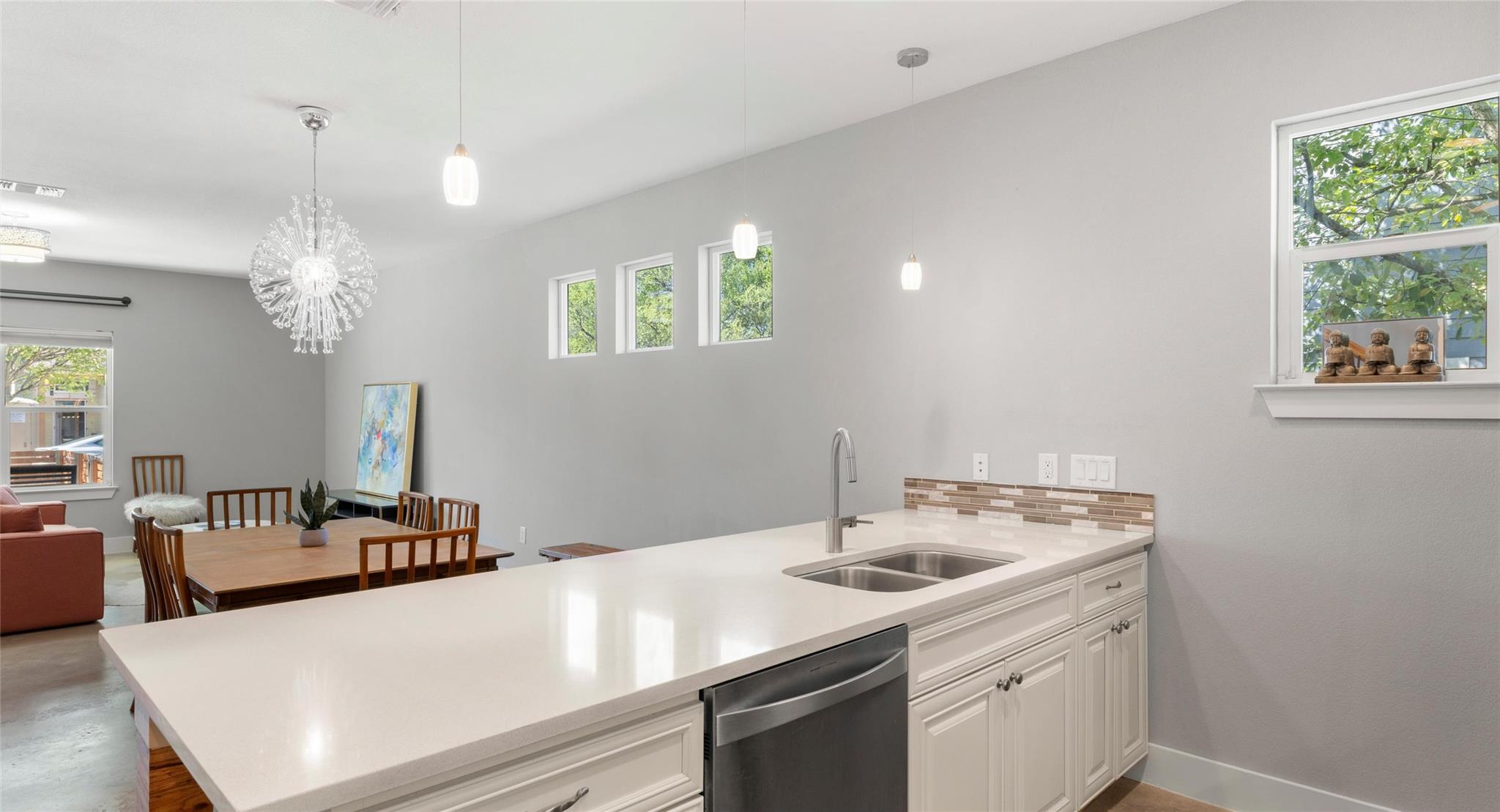 3104 Neal St, Austin, TX 78702