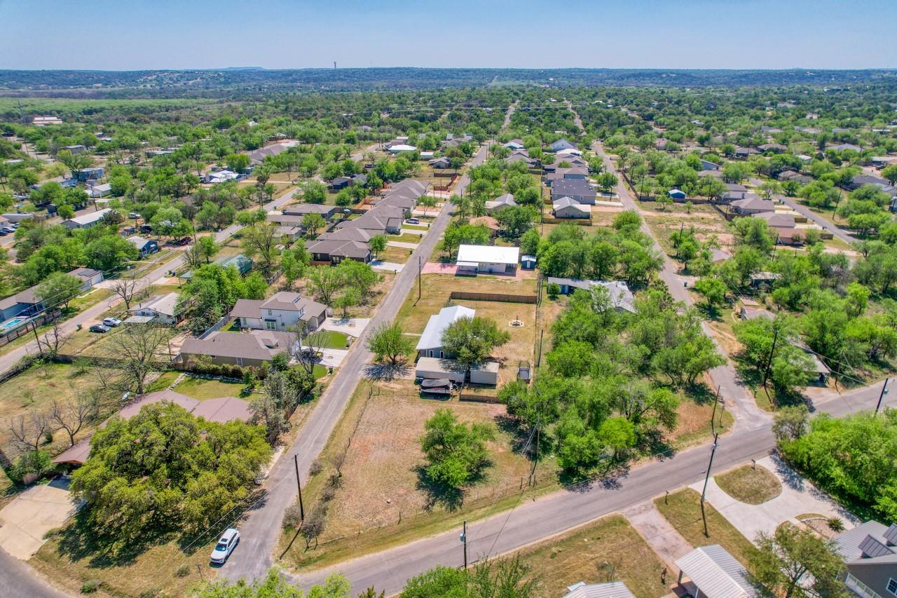 874 Pine Ln, Cottonwood Shores, TX 78639