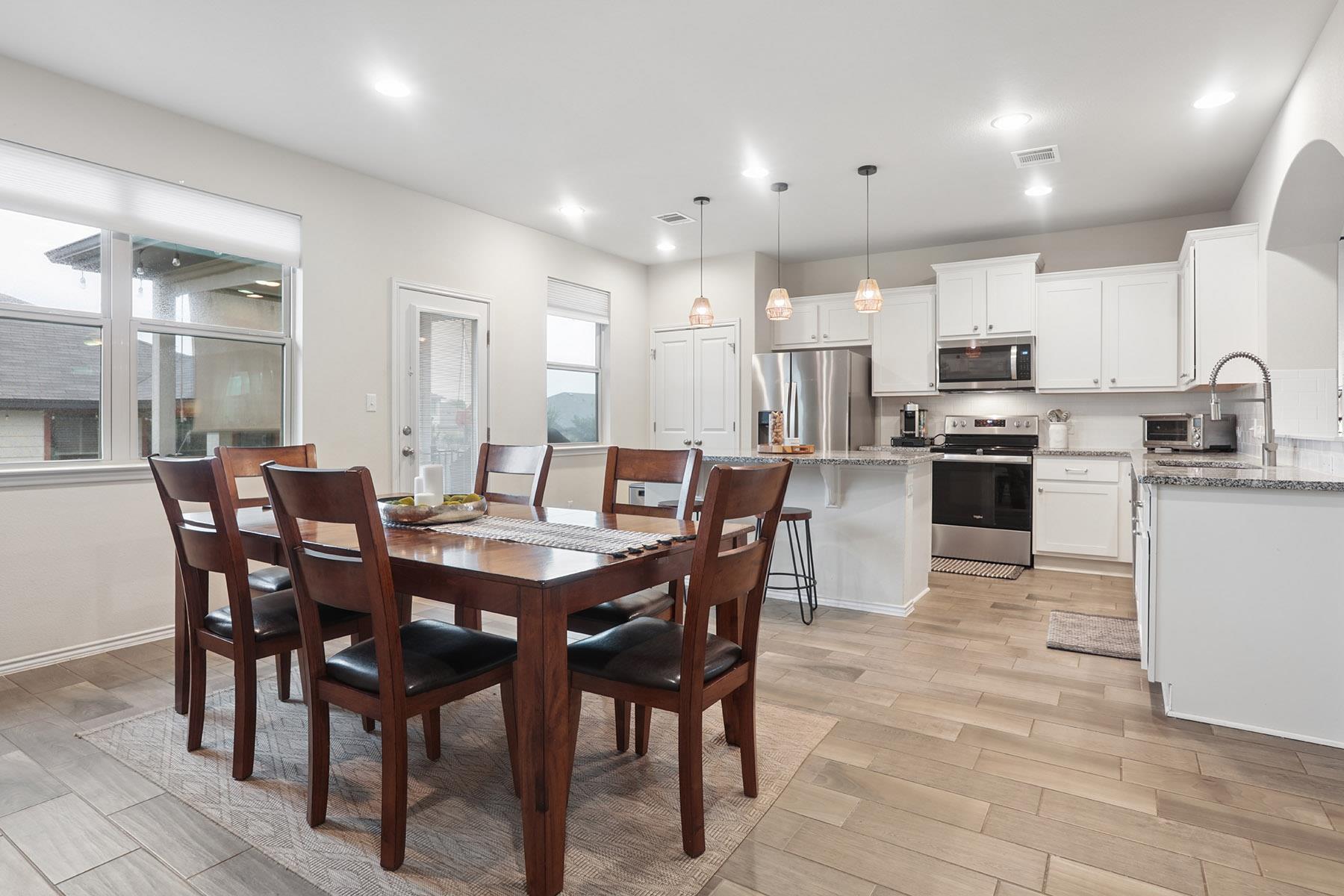 732 Manzano Ln, Pflugerville, TX 78660