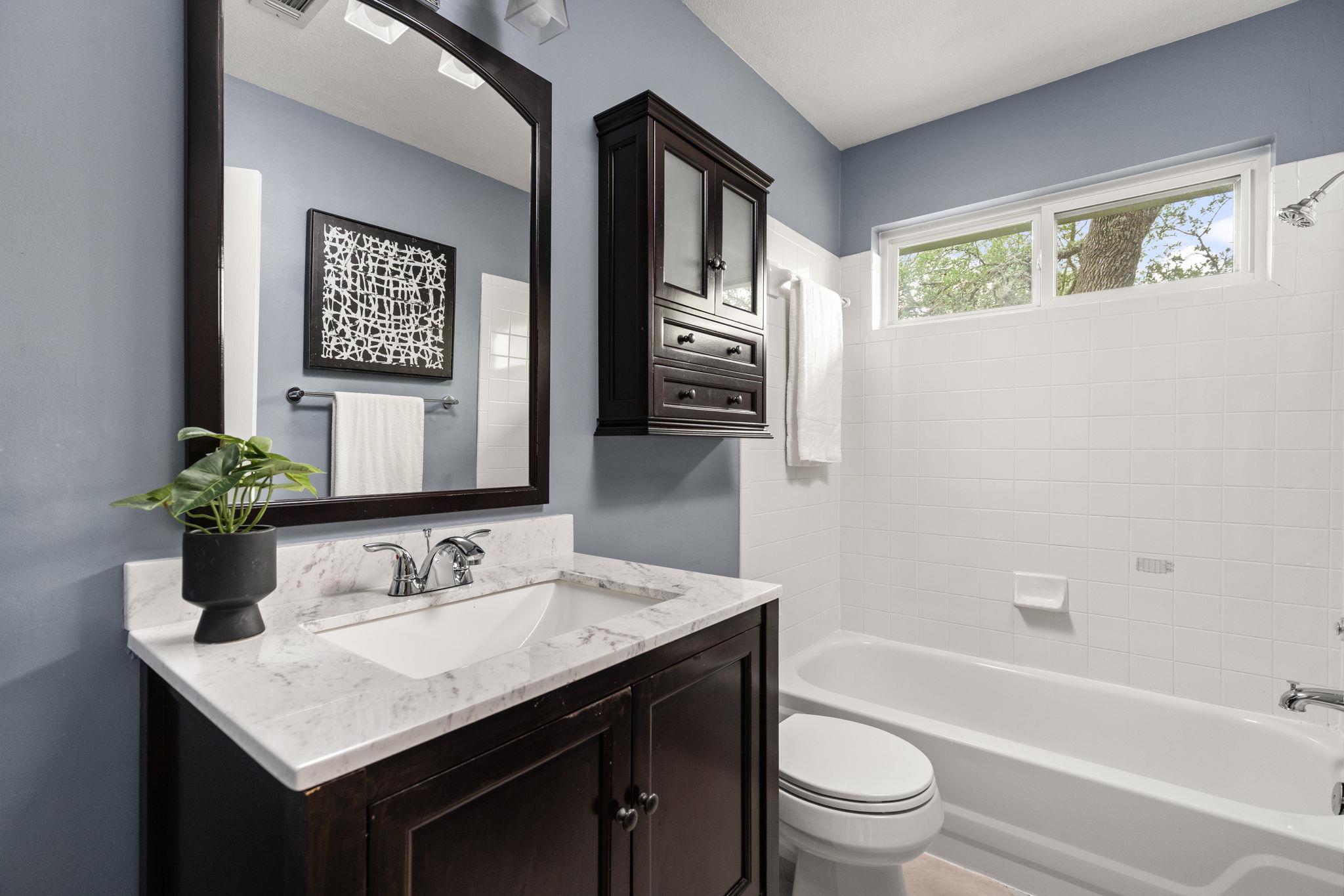 9605 Kangaroo Ln, Austin, TX 78748