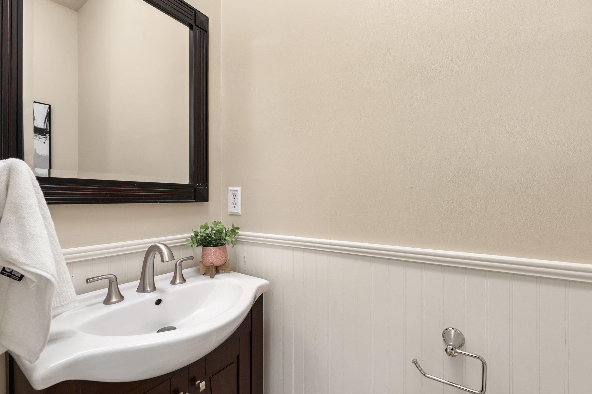 9605 Kangaroo Ln, Austin, TX 78748