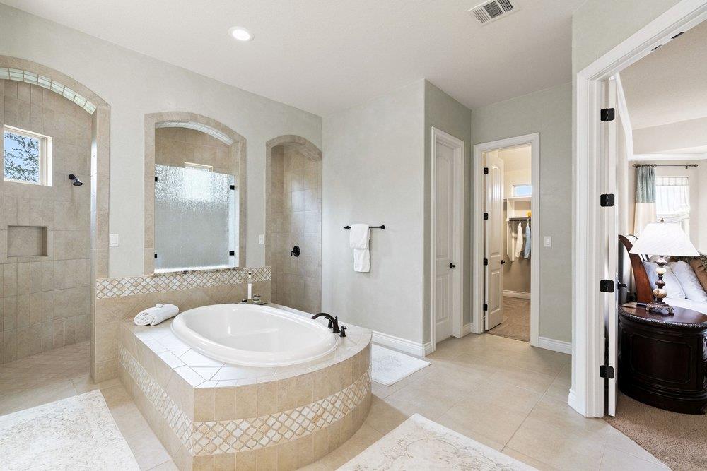 1177 Bluff Woods Dr, Driftwood, TX 78619
