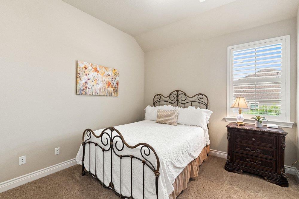 1177 Bluff Woods Dr, Driftwood, TX 78619