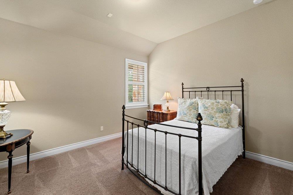 1177 Bluff Woods Dr, Driftwood, TX 78619