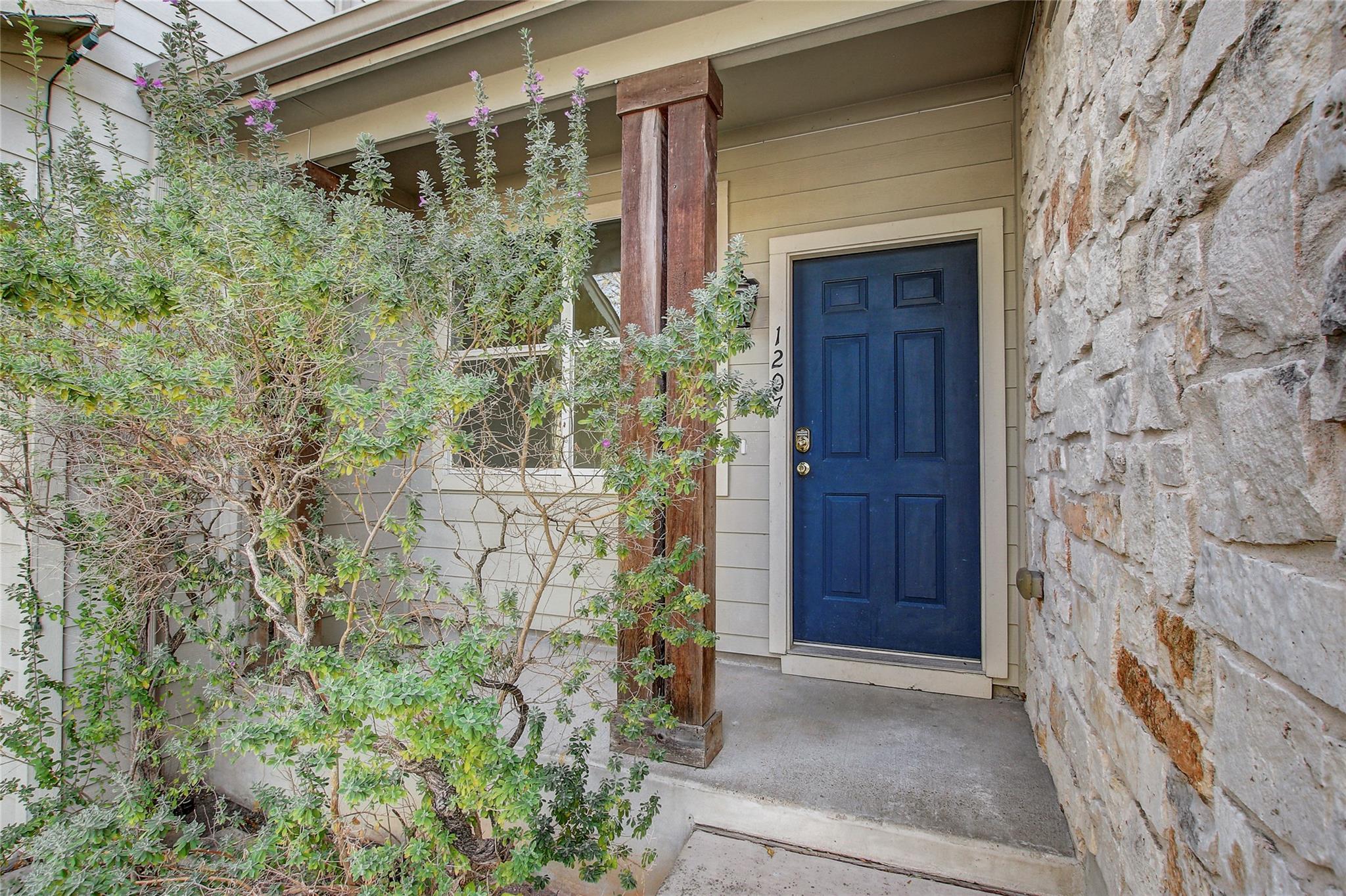 512 Eberhart Ln # 1207, Austin, TX 78745