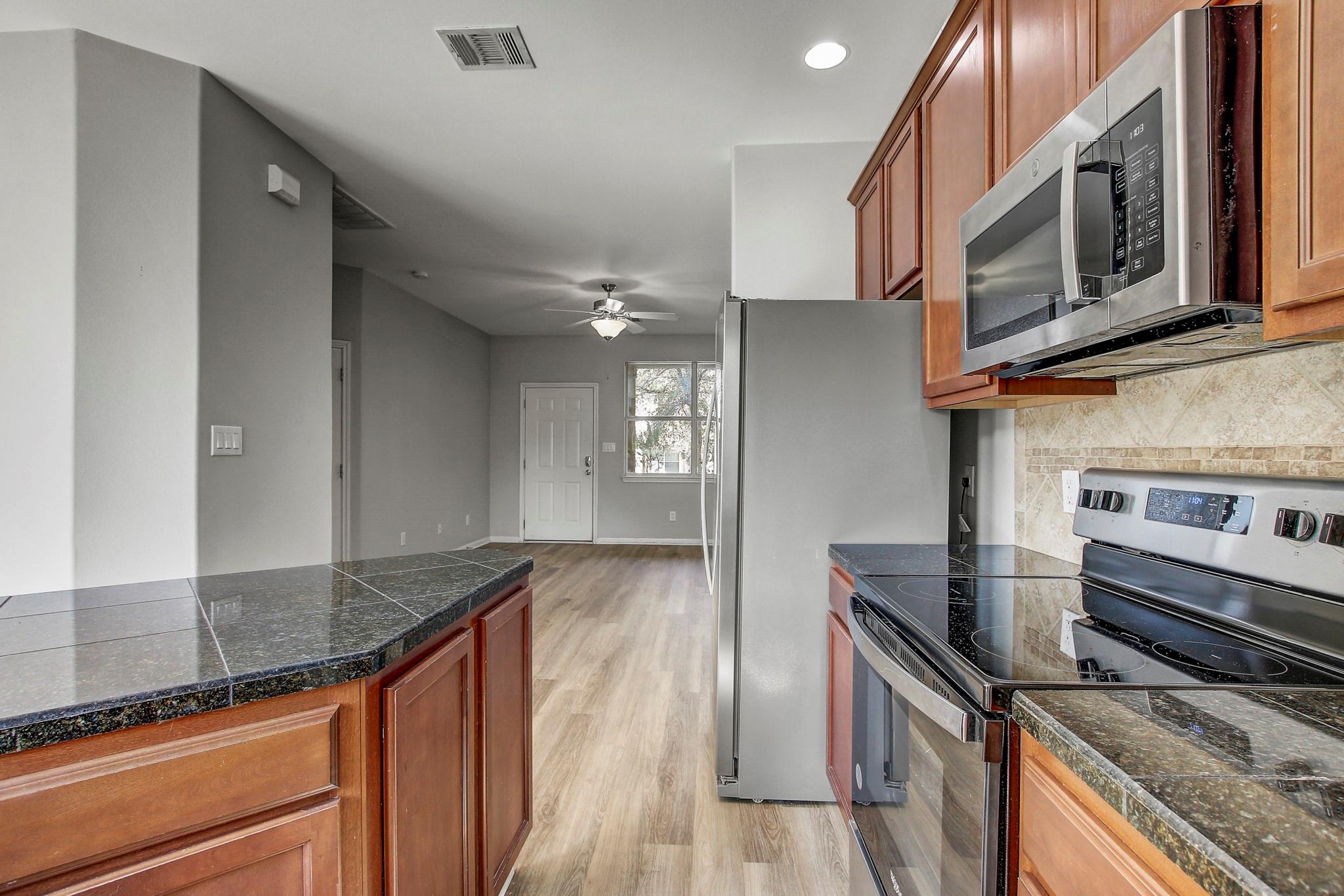 512 Eberhart Ln # 1207, Austin, TX 78745