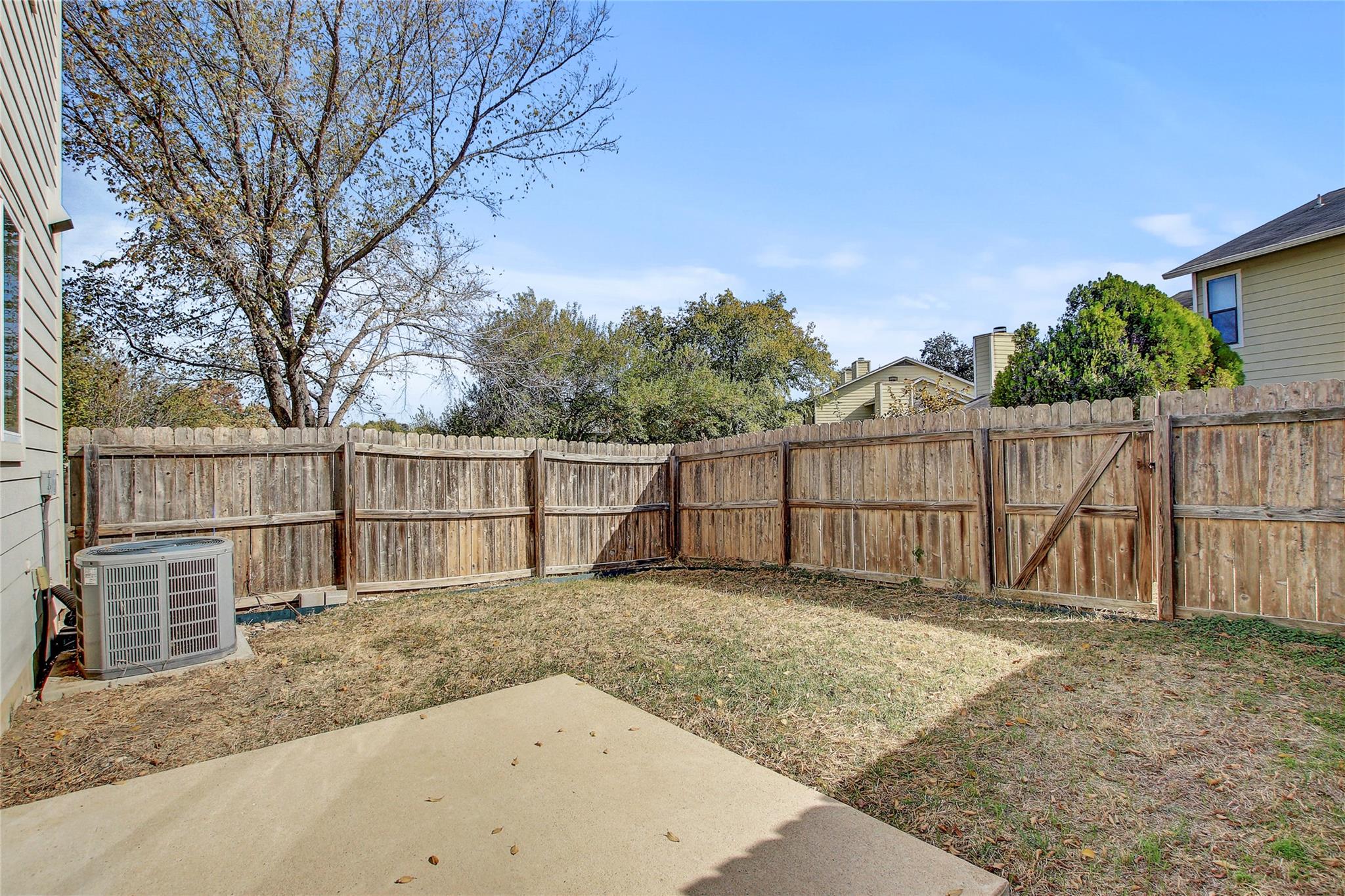 512 Eberhart Ln # 1207, Austin, TX 78745