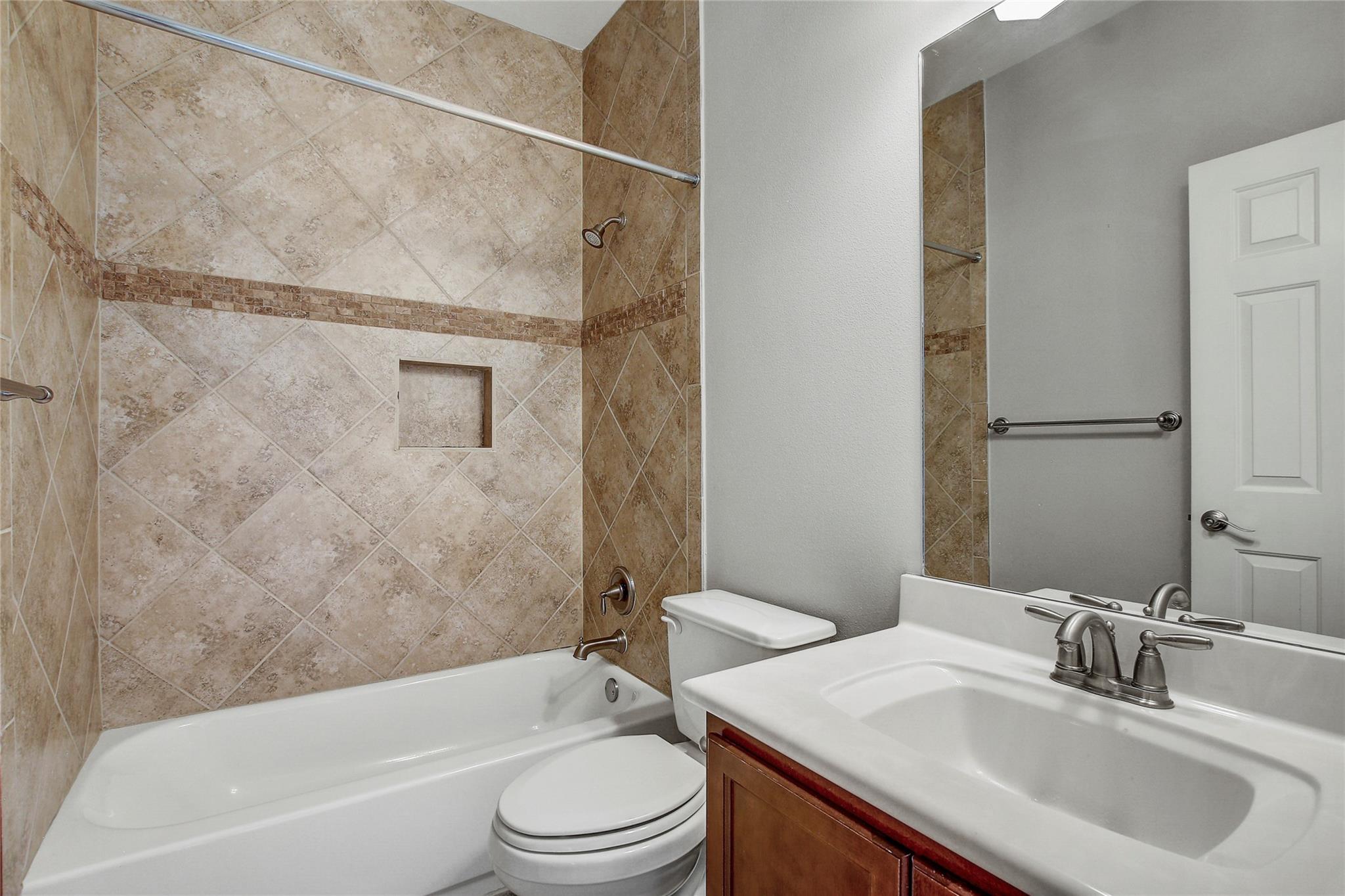 512 Eberhart Ln # 1207, Austin, TX 78745