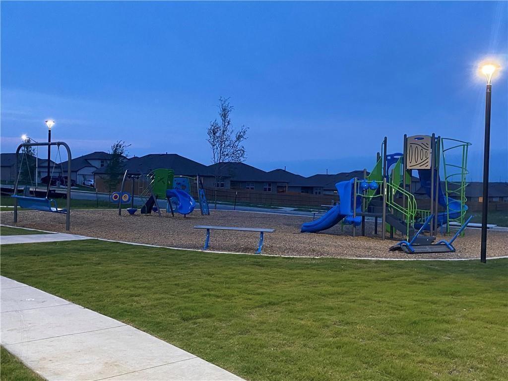 365 Sonterra Dr, San Marcos, TX 78666