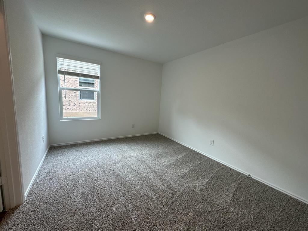 365 Sonterra Dr, San Marcos, TX 78666