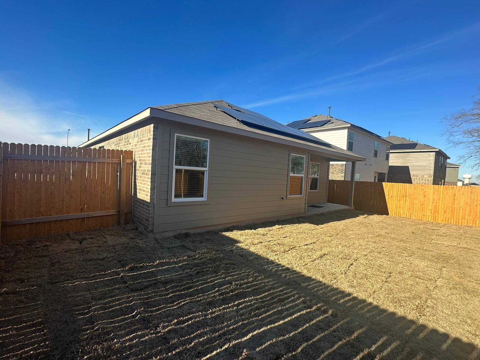 365 Sonterra Dr, San Marcos, TX 78666