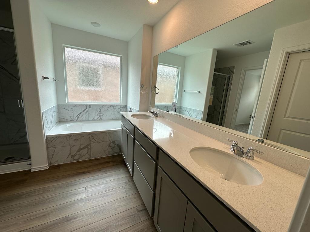 365 Sonterra Dr, San Marcos, TX 78666