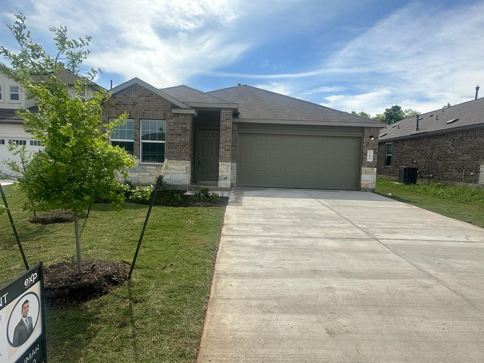 365 Sonterra Dr, San Marcos, TX 78666