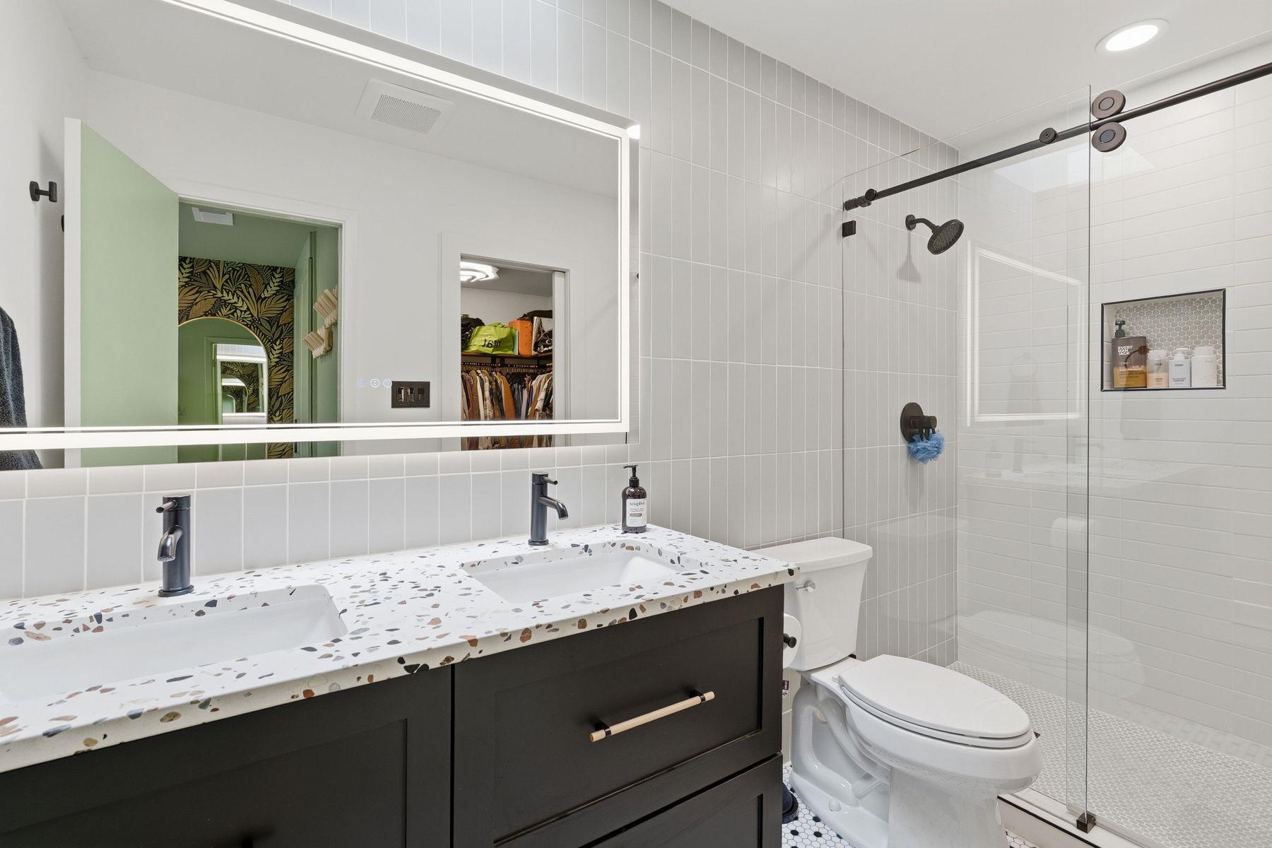 1106 Mission Rdg # B, Austin, TX 78704