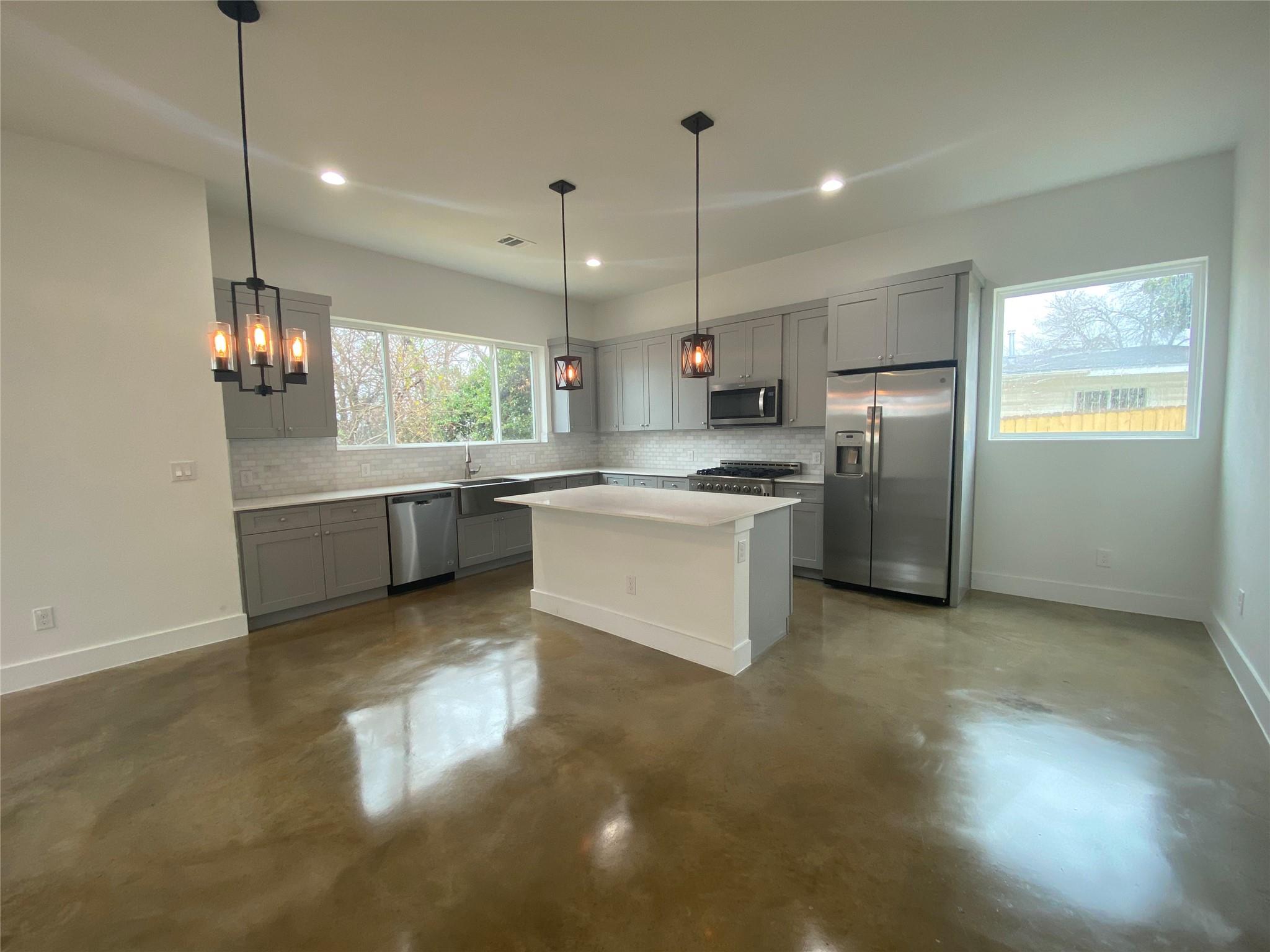 1916 Webberville Rd # B, Austin, TX 78721