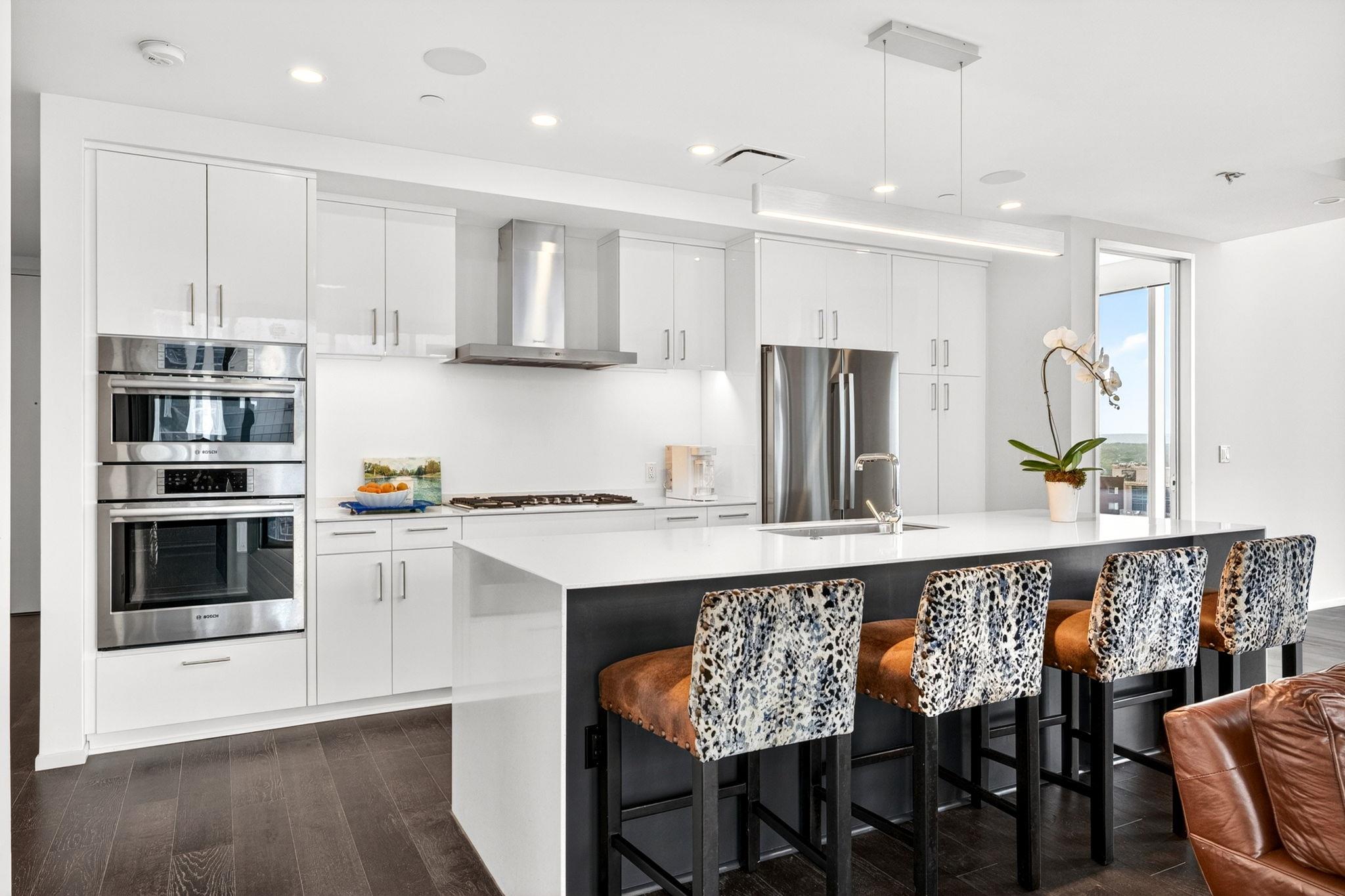 301 West Ave # 1804, Austin, TX 78701