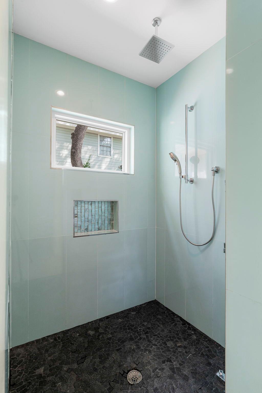 1701 Brackenridge St, Austin, TX 78704