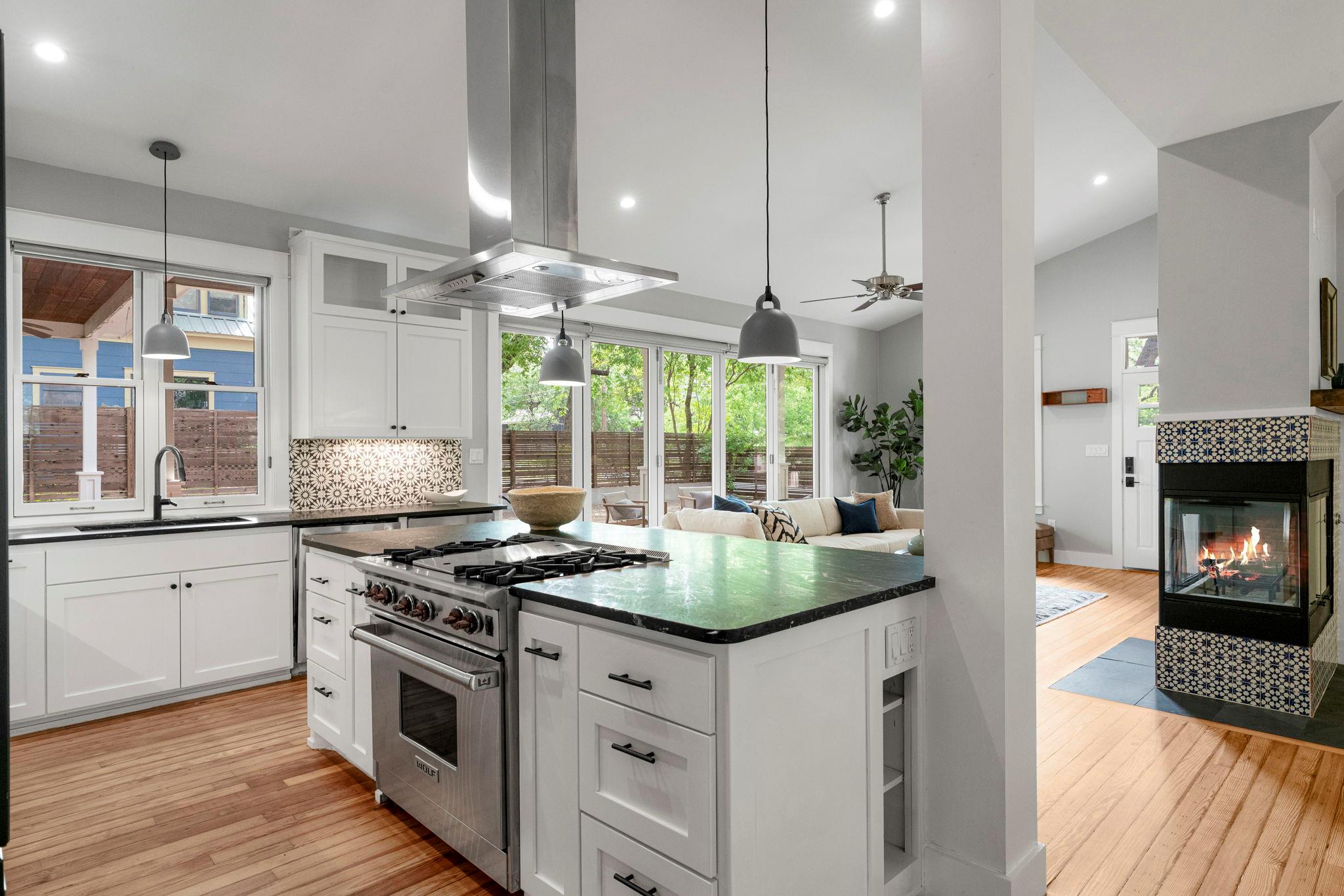 1701 Brackenridge St, Austin, TX 78704