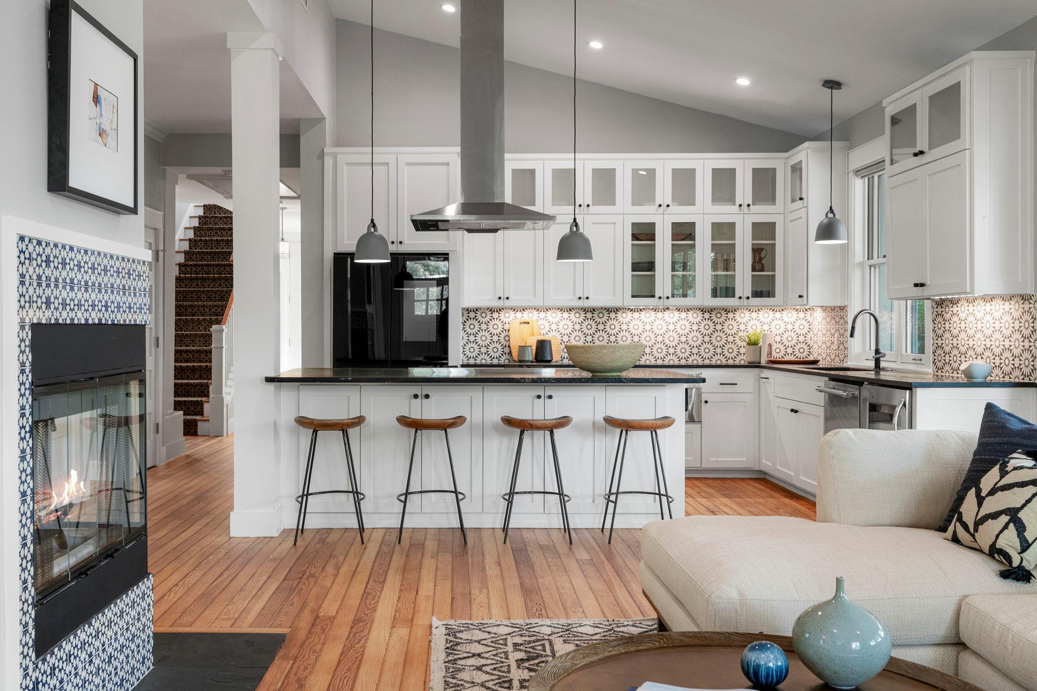 1701 Brackenridge St, Austin, TX 78704