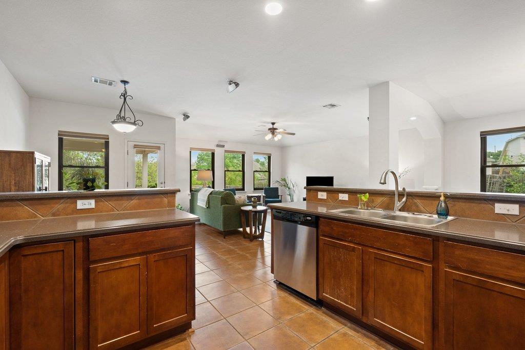 11508 Gossamer Dr, Austin, TX 78754