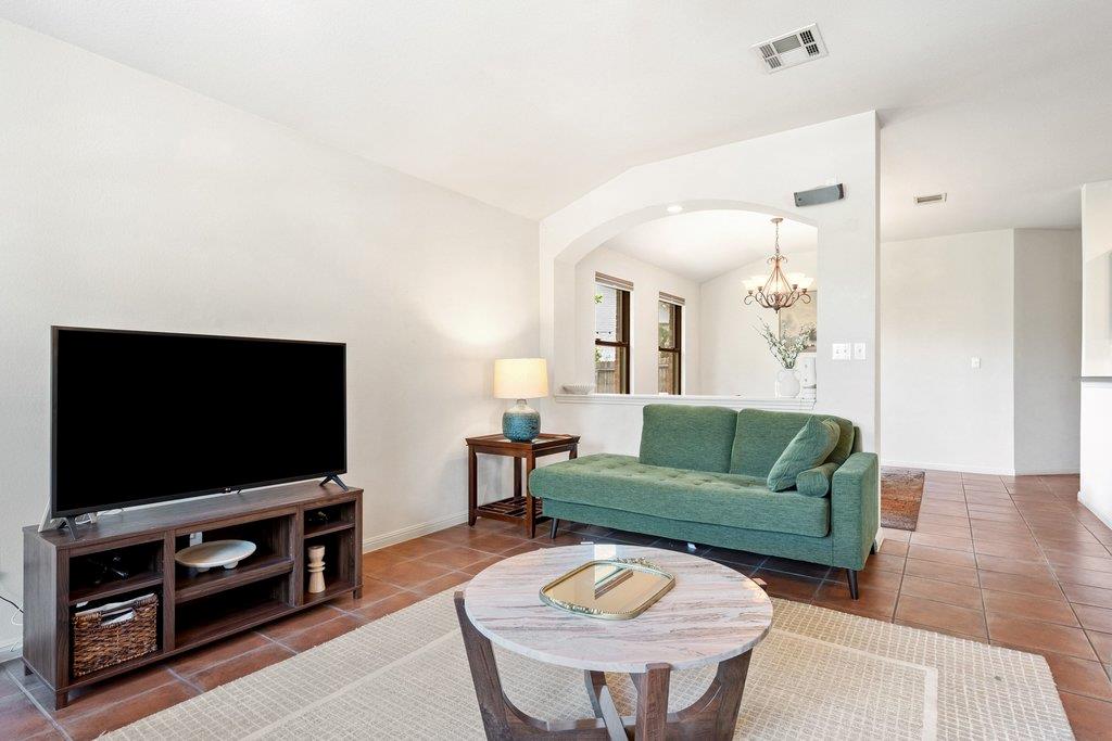 11508 Gossamer Dr, Austin, TX 78754