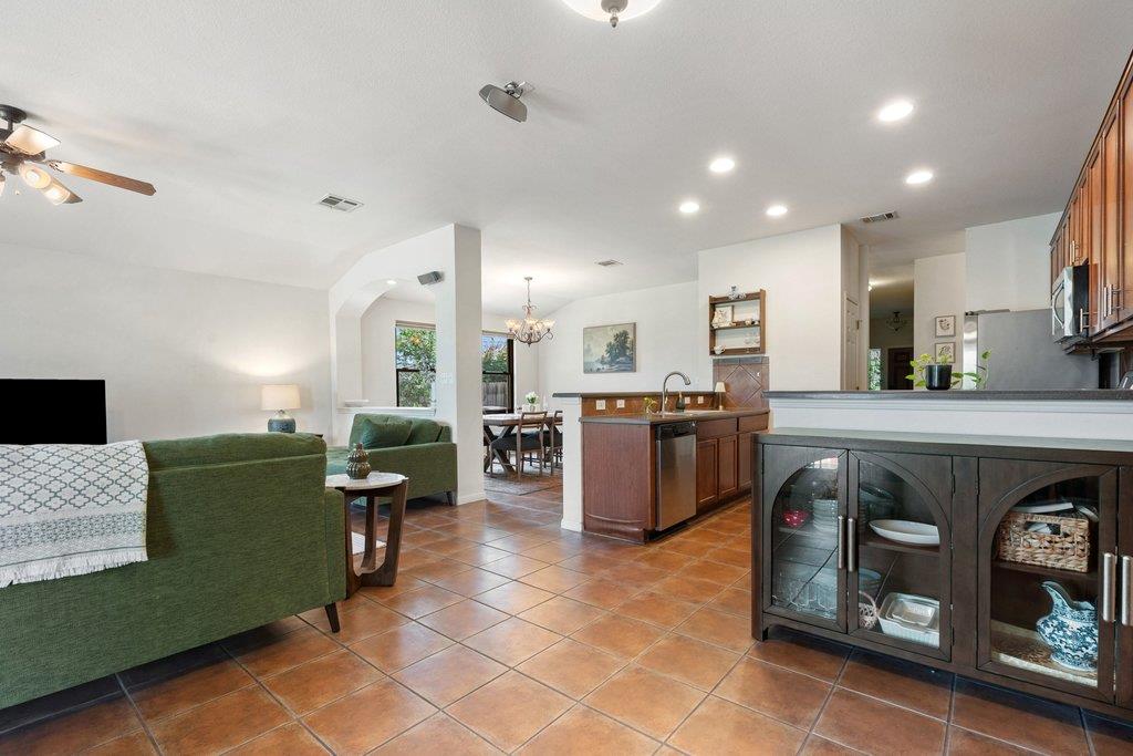 11508 Gossamer Dr, Austin, TX 78754