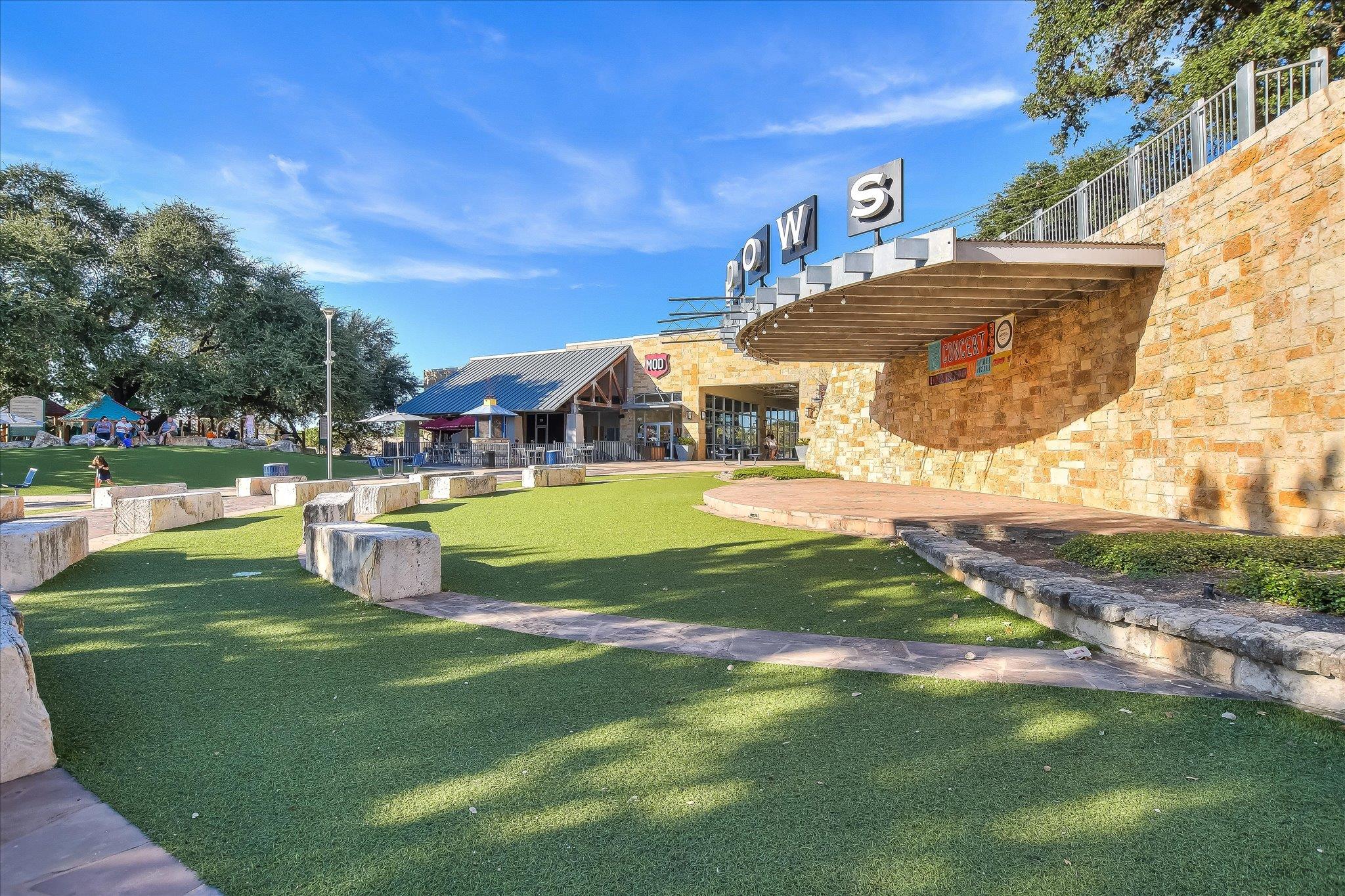 100 Virtus Bnd, Austin, TX 78702