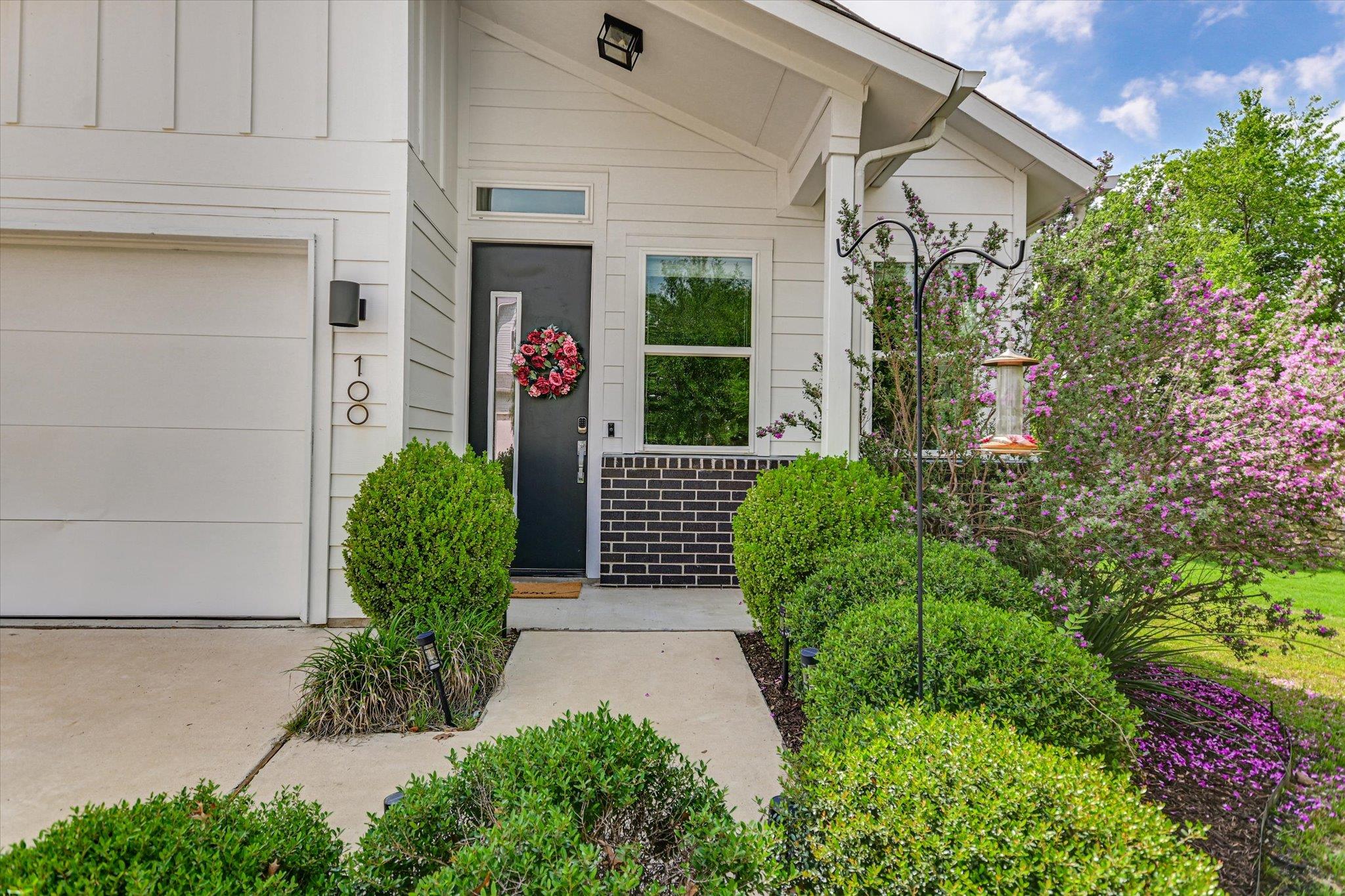 100 Virtus Bnd, Austin, TX 78702