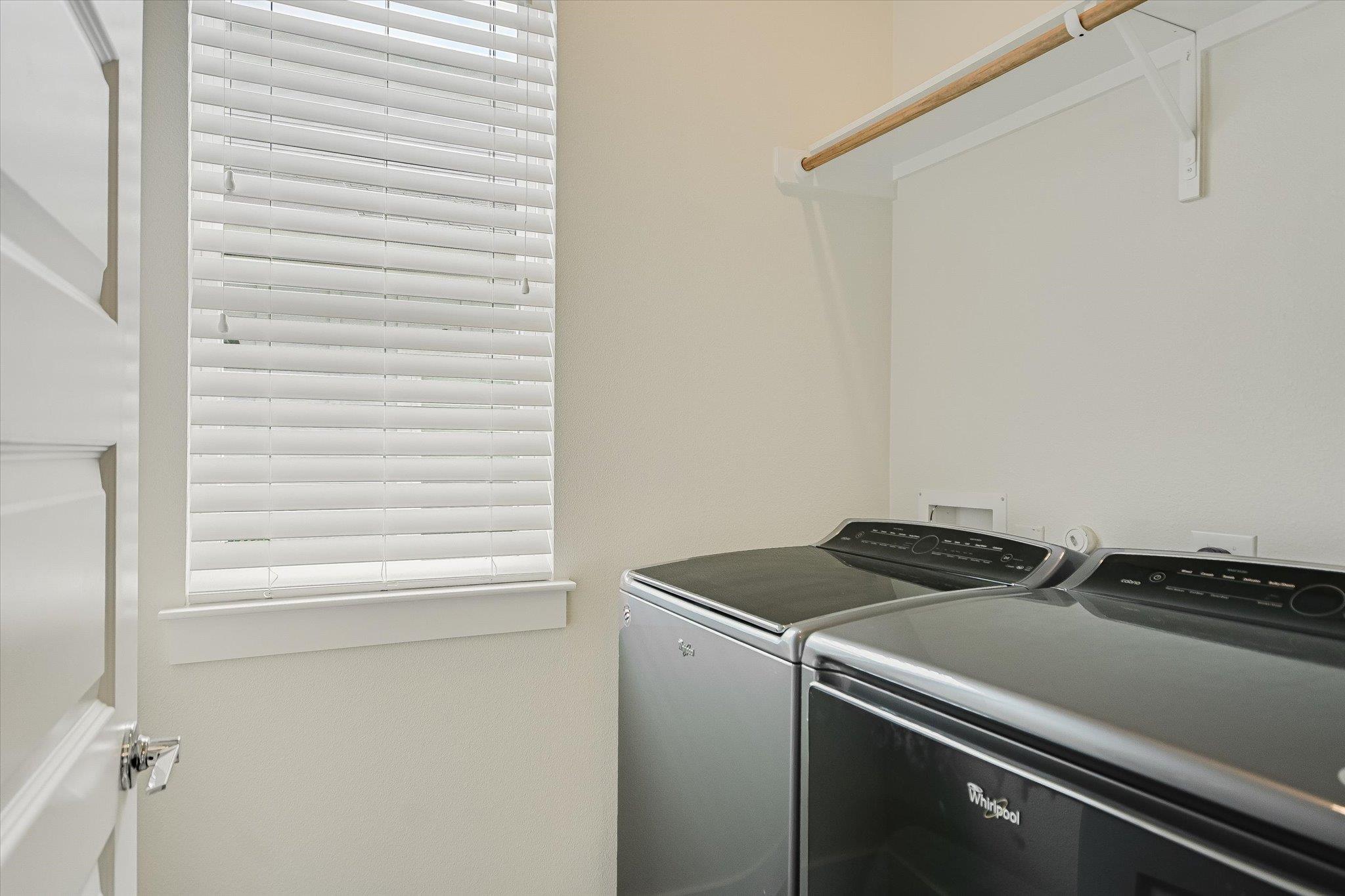 100 Virtus Bnd, Austin, TX 78702