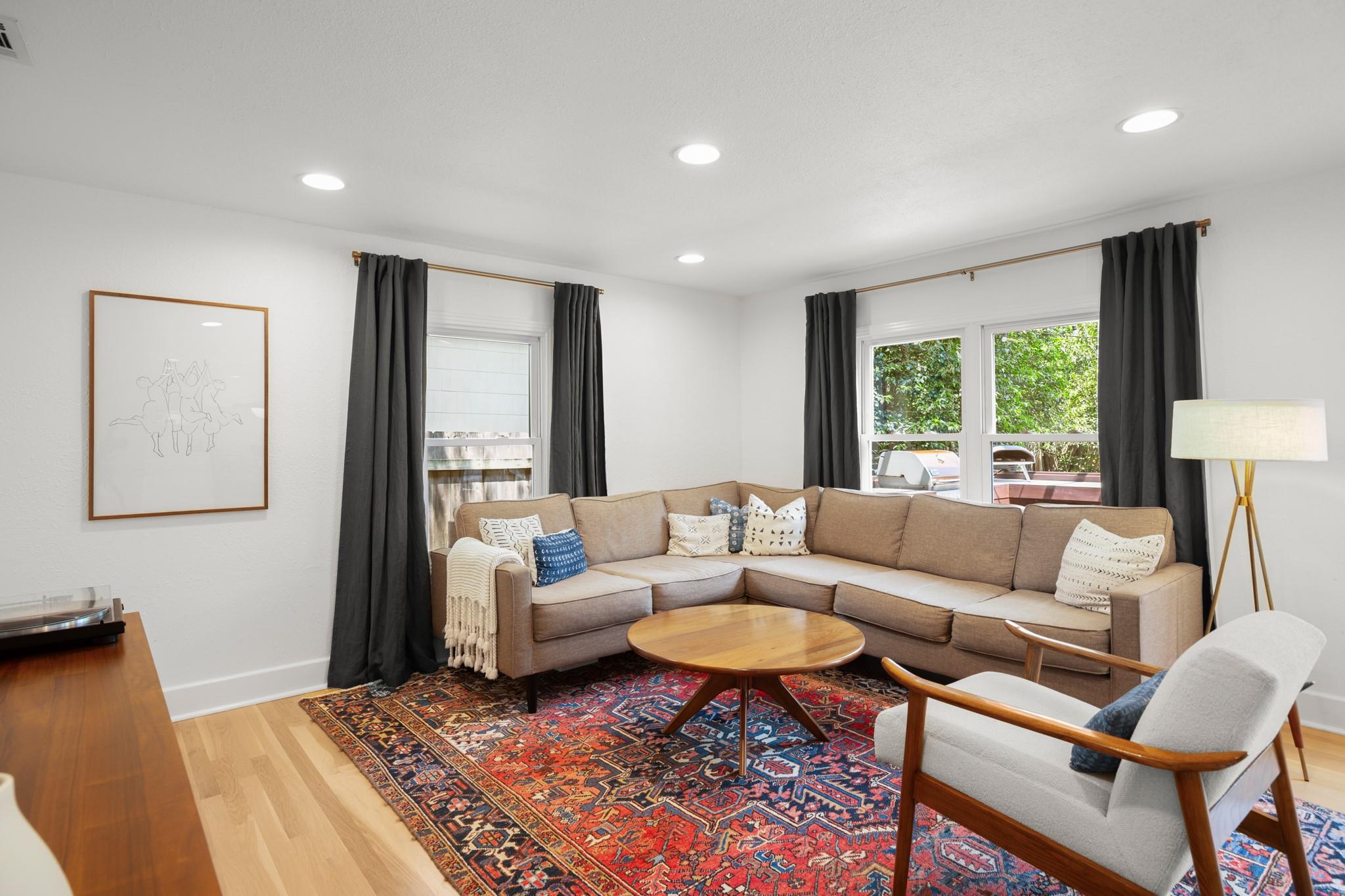 2010 Alegria Rd, Austin, TX 78757