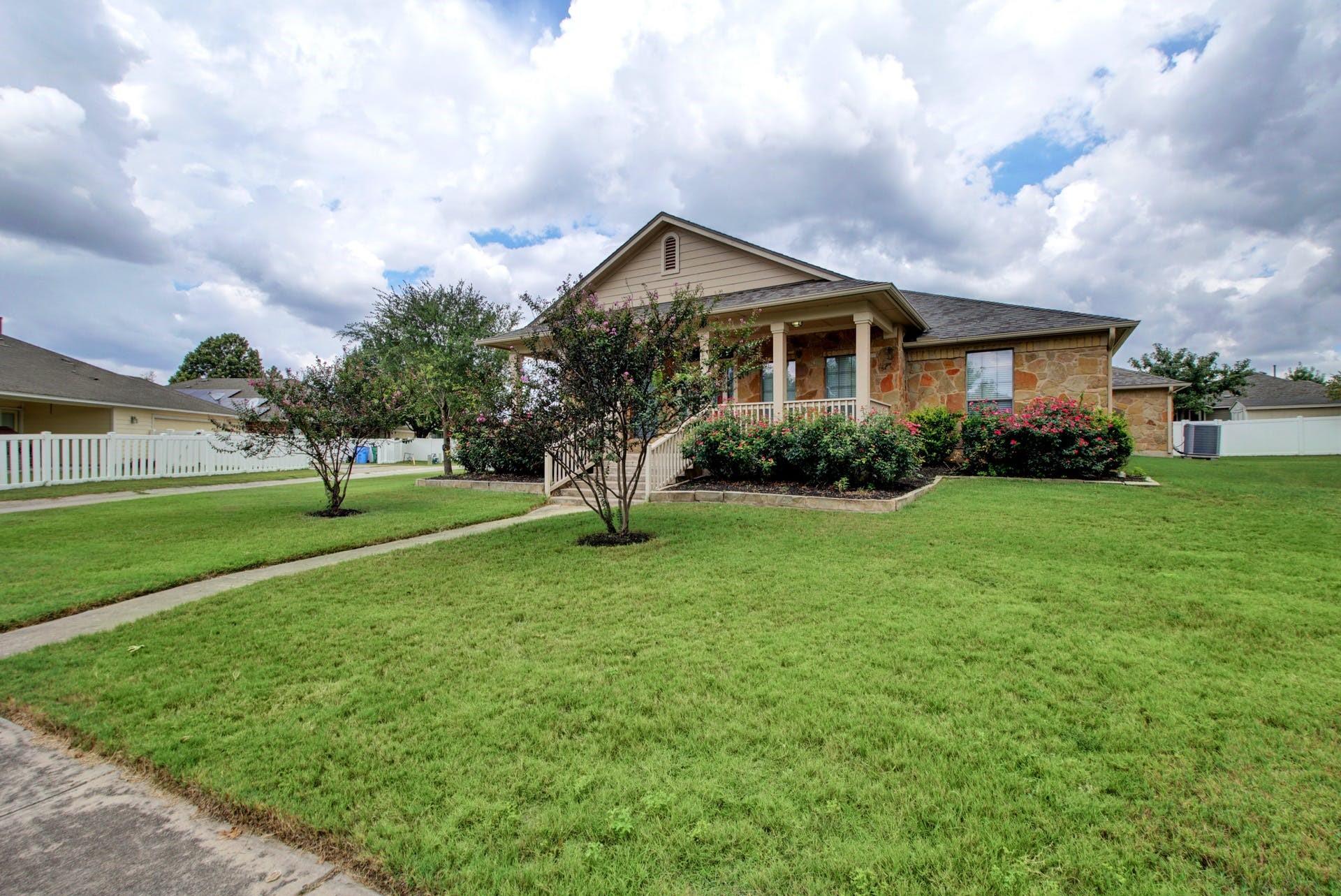 904 Black Canyon St, Pflugerville, TX 78660