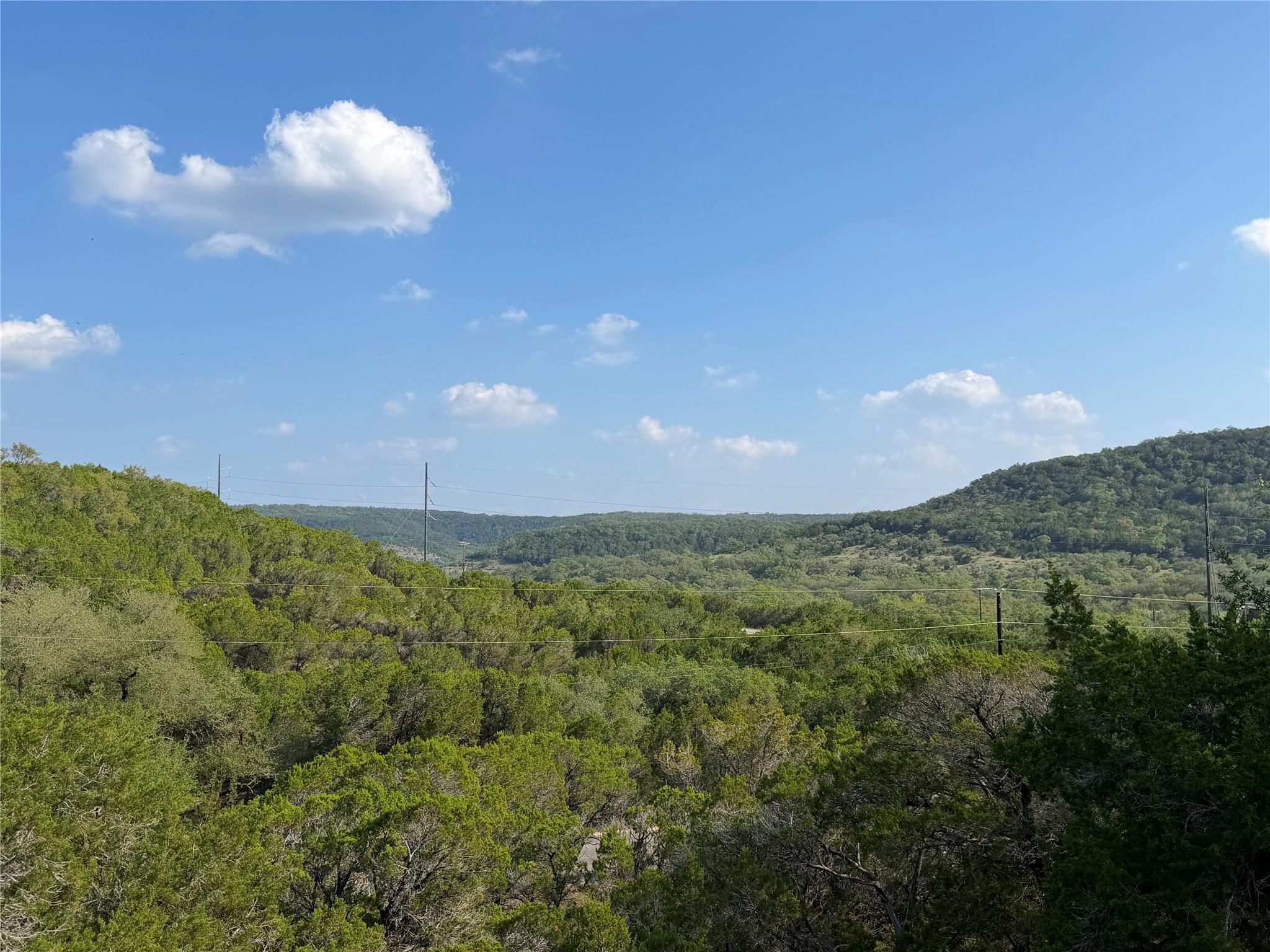 1362 Rockmoor, Canyon Lake, TX 78133