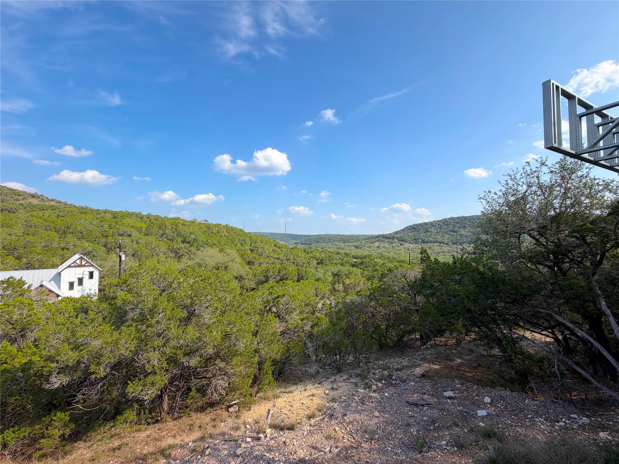 1362 Rockmoor, Canyon Lake, TX 78133