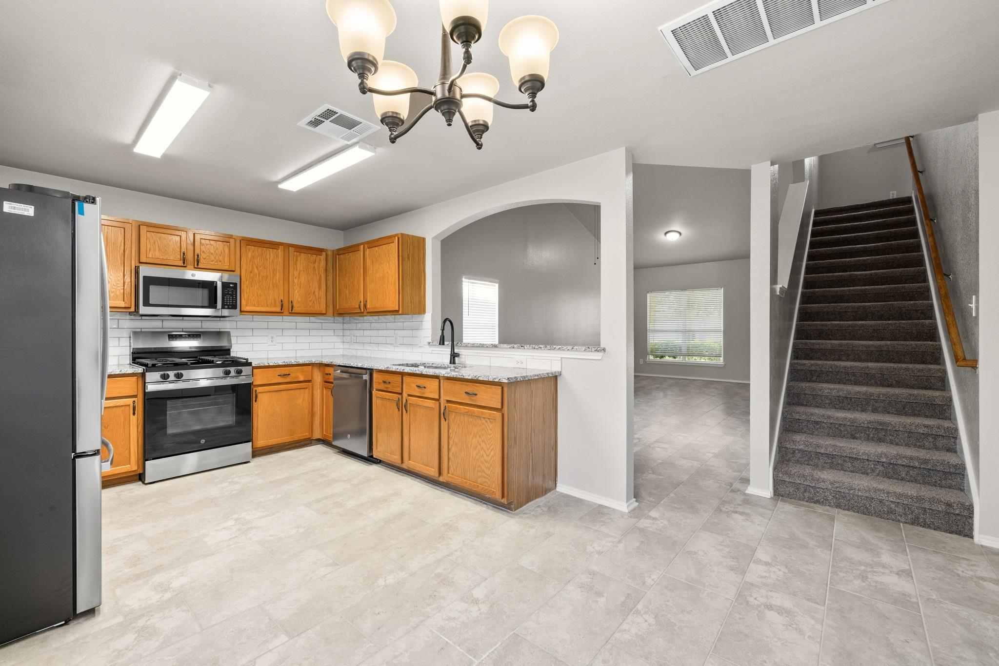 124 Steven St, Hutto, TX 78634