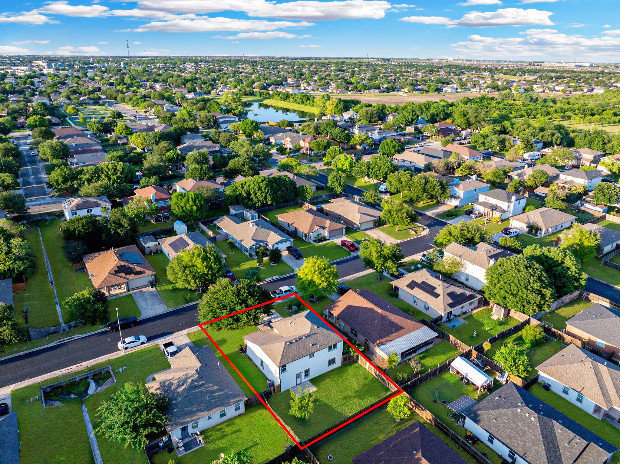 124 Steven St, Hutto, TX 78634