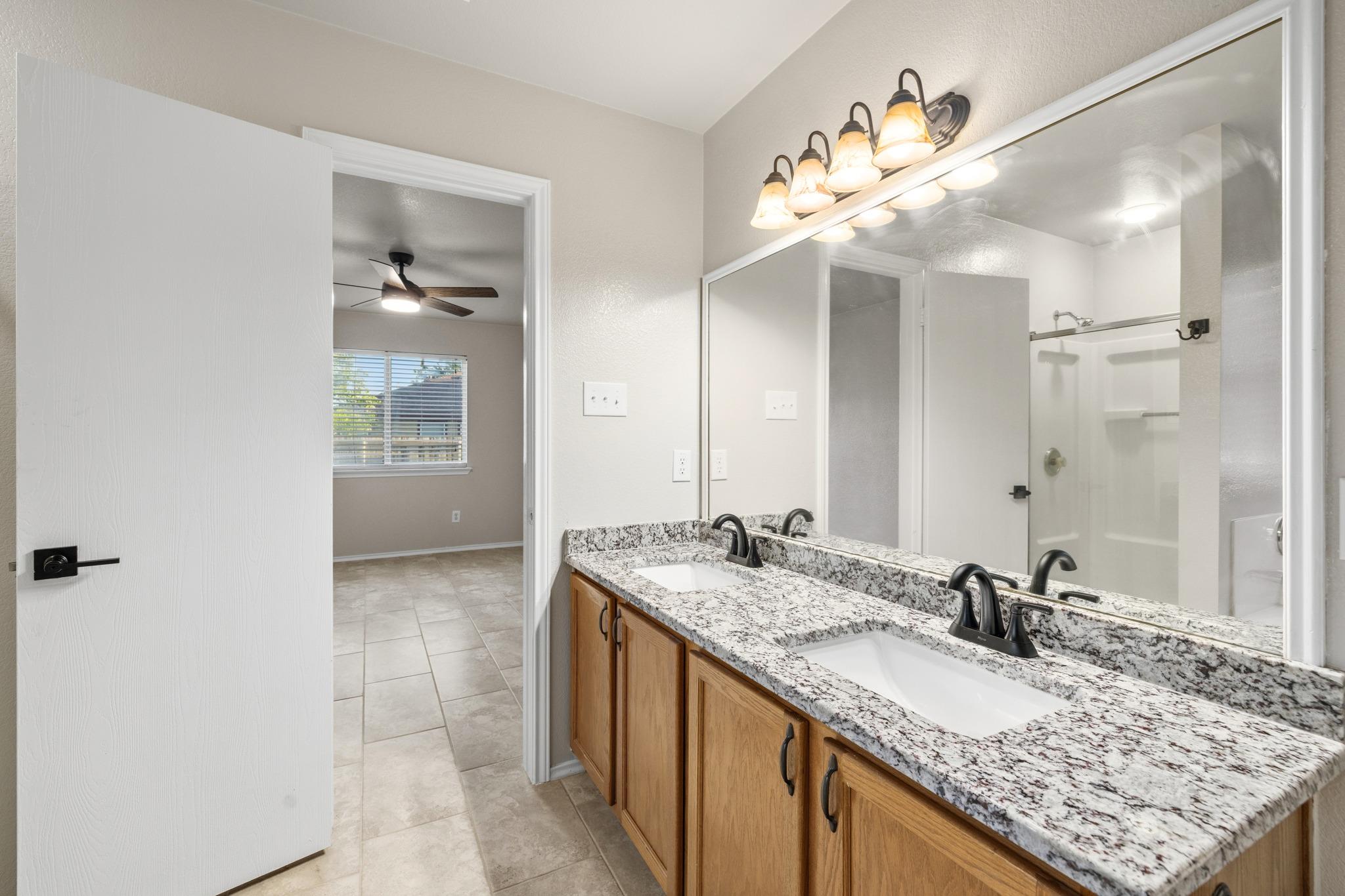 124 Steven St, Hutto, TX 78634