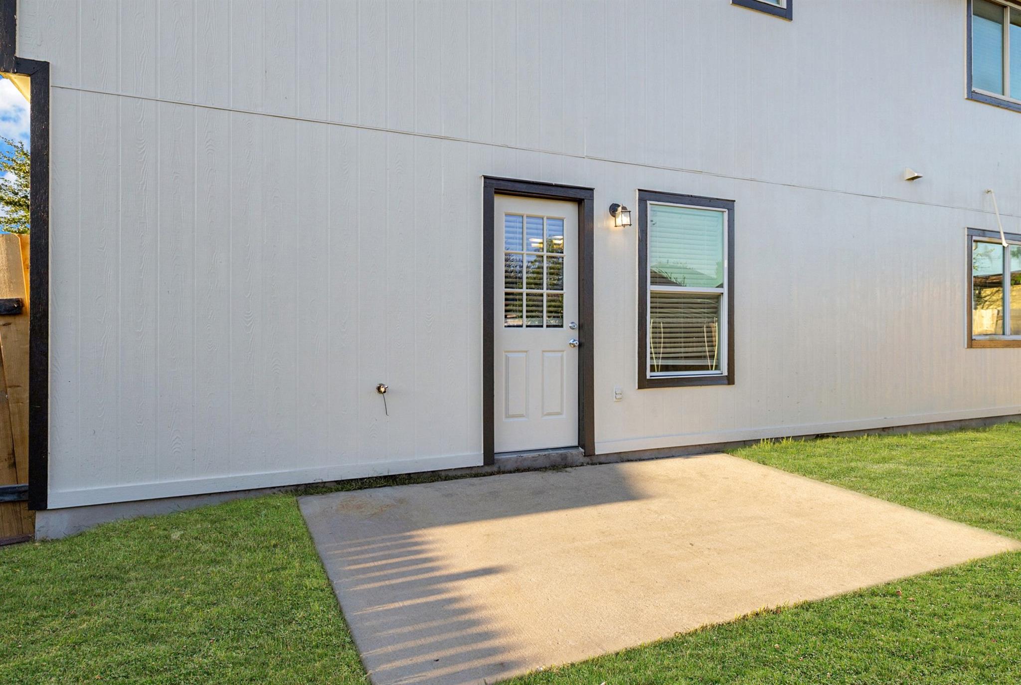 124 Steven St, Hutto, TX 78634